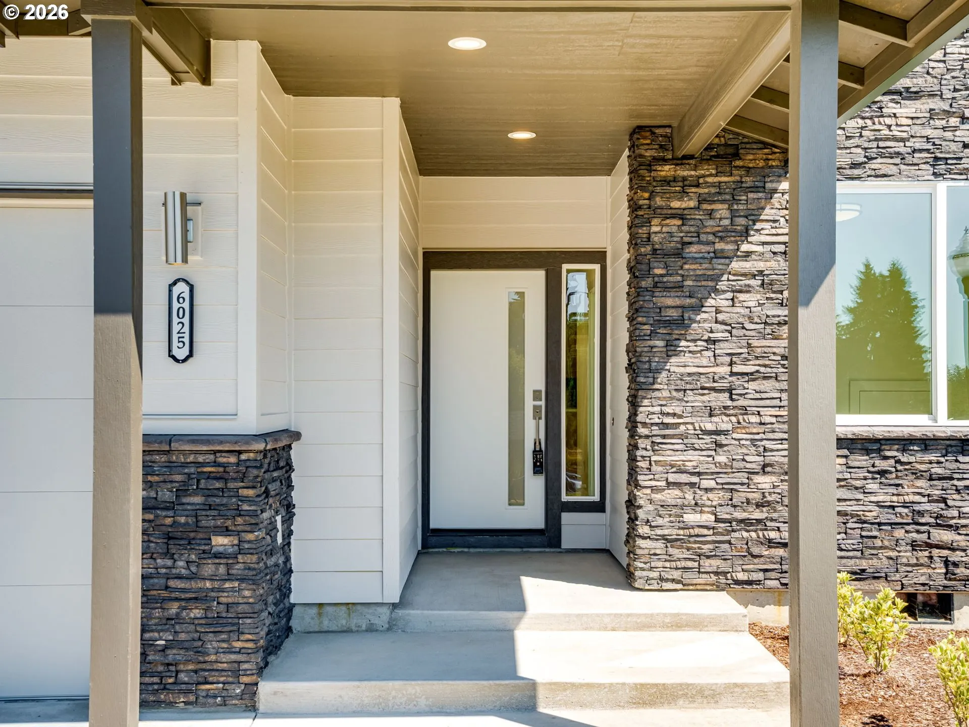 Entrance/Foyer