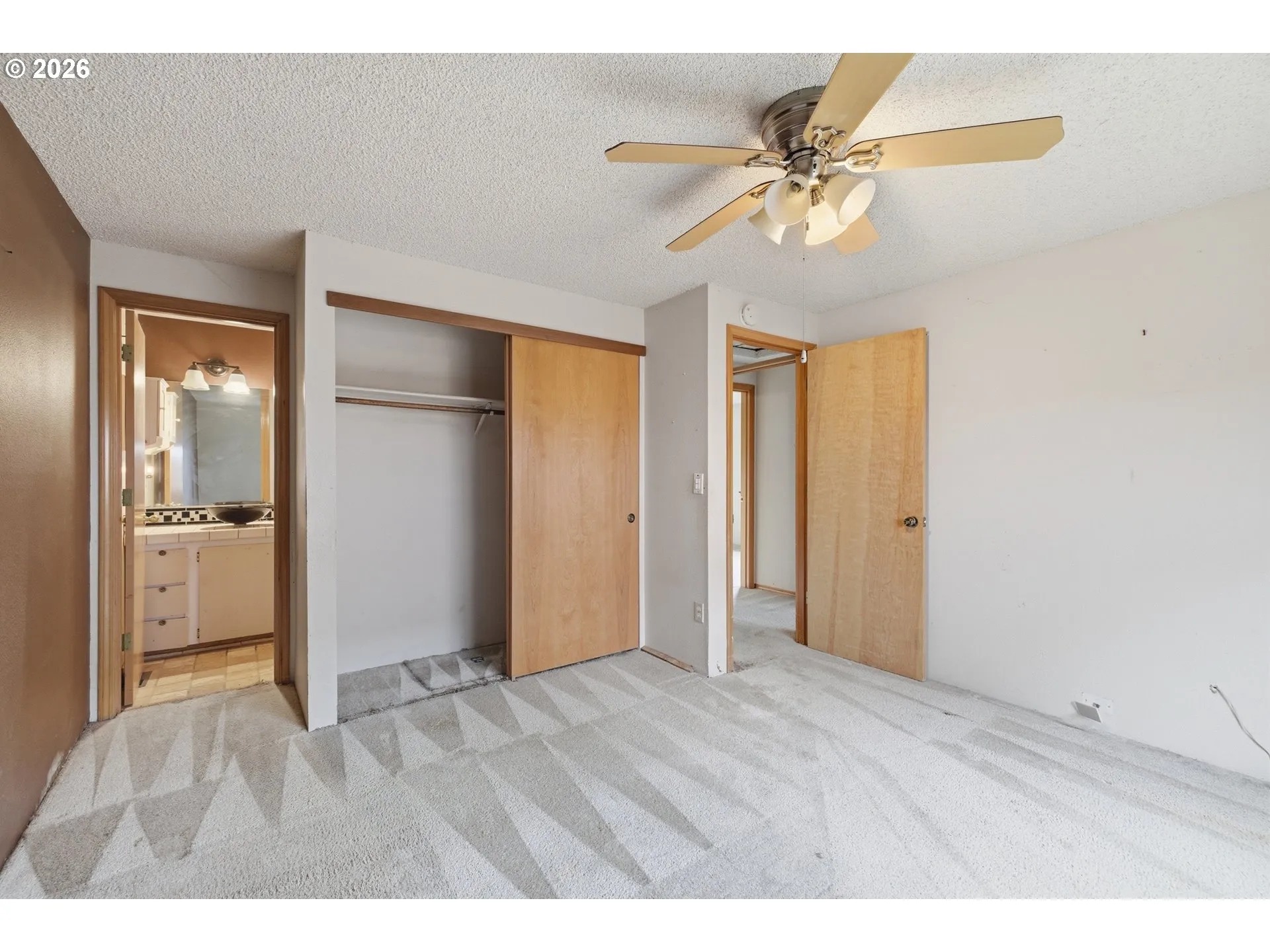 Primary Bedroom-Attached Bathroom