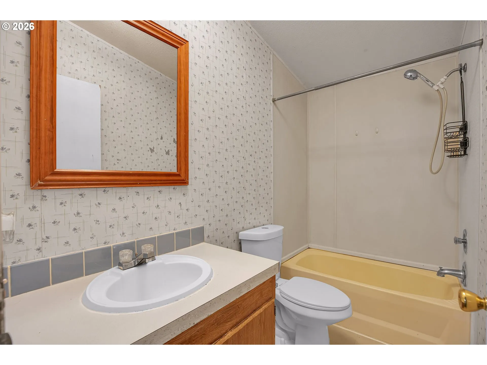 Bathroom-Hall