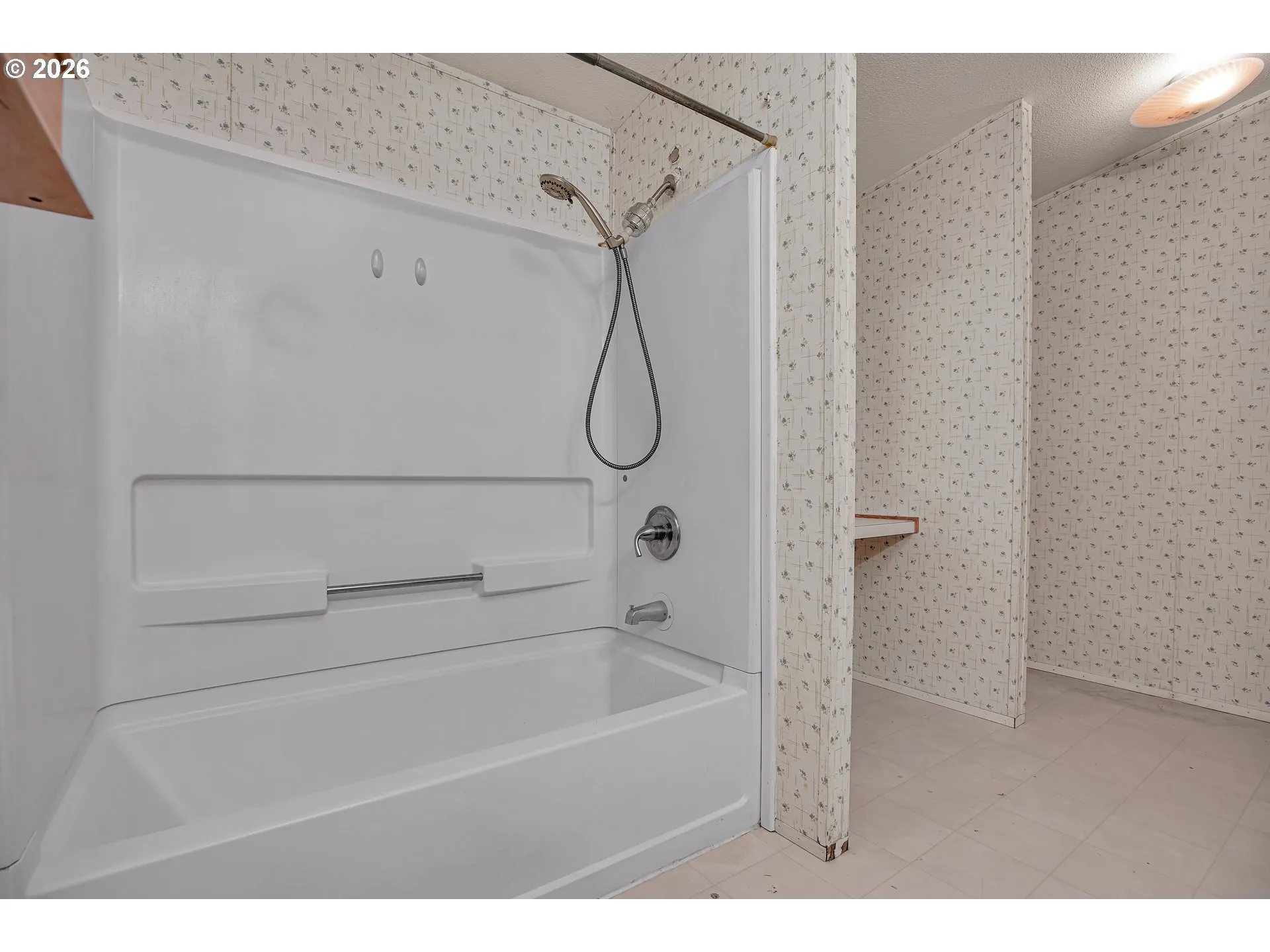 Owner's Suite Bathroom-Full Bathroom