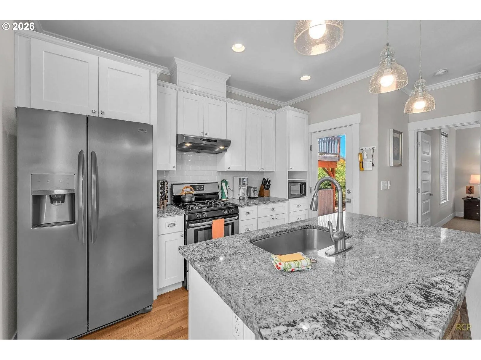 Kitchen-Cooking Island