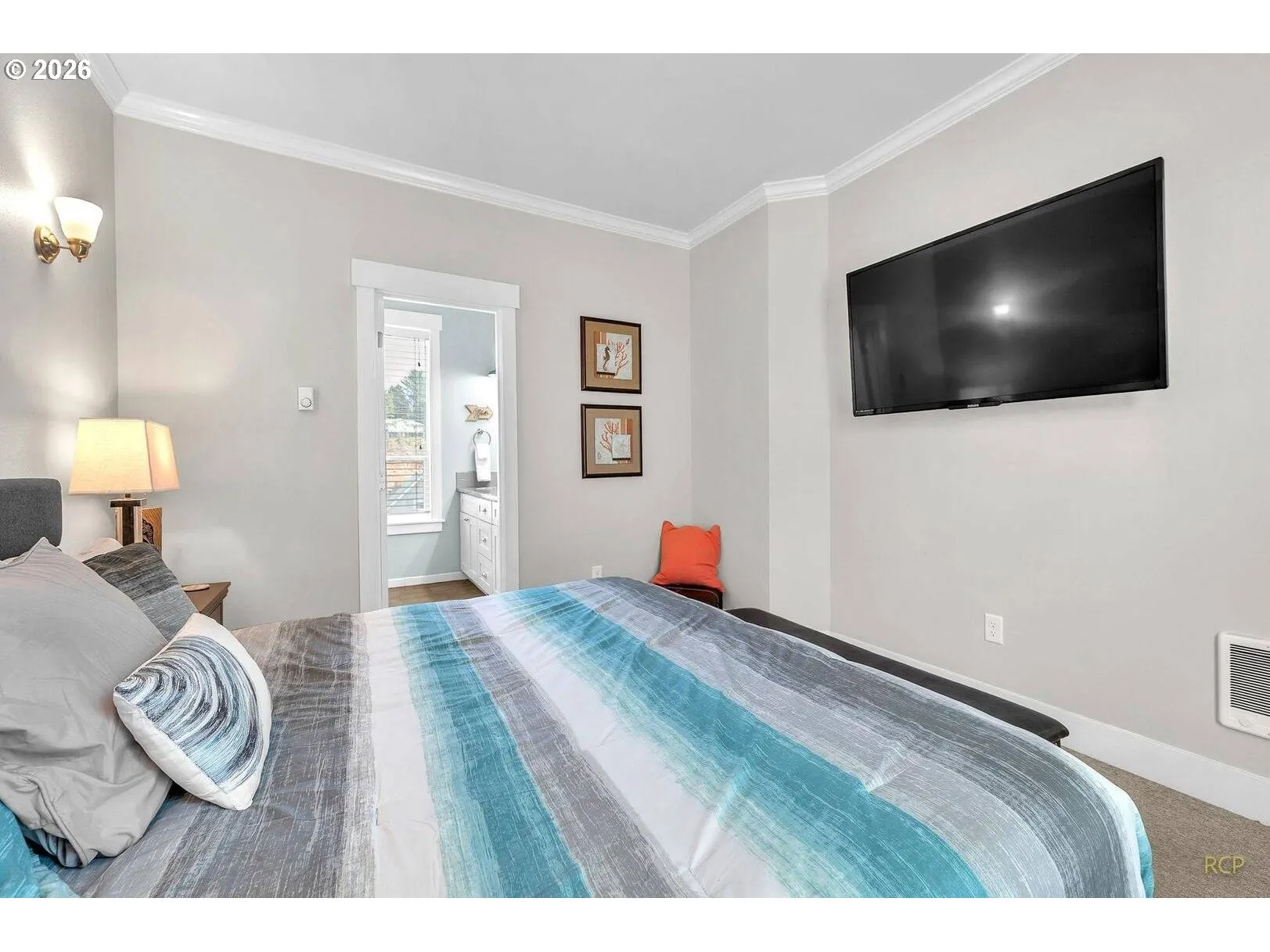 Bedroom, Owner's Suite-Walk-In Closet