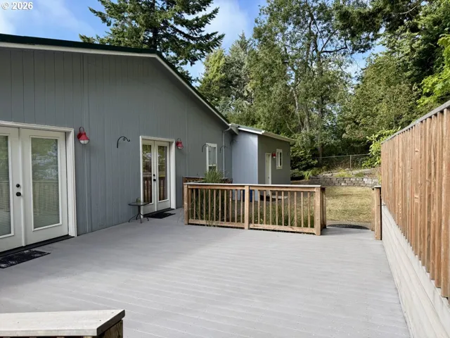 Deck-Main