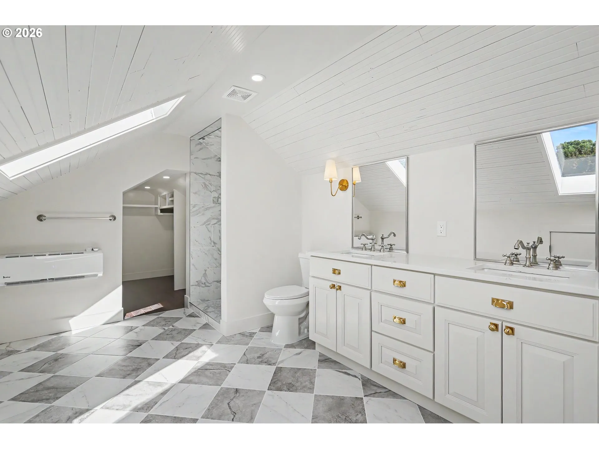 Owner's Suite Bathroom-Full Bathroom