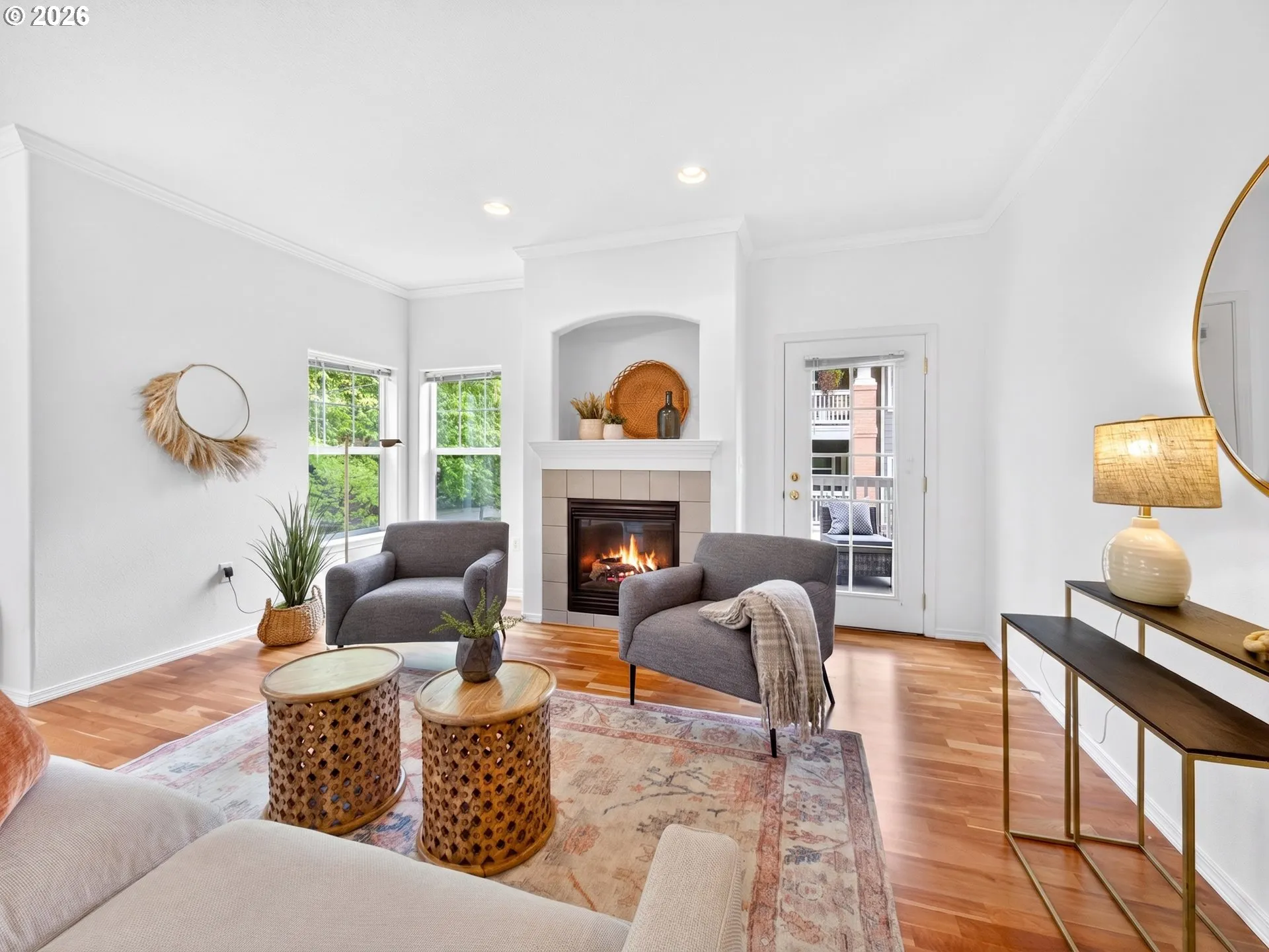 Living Room-Fireplace