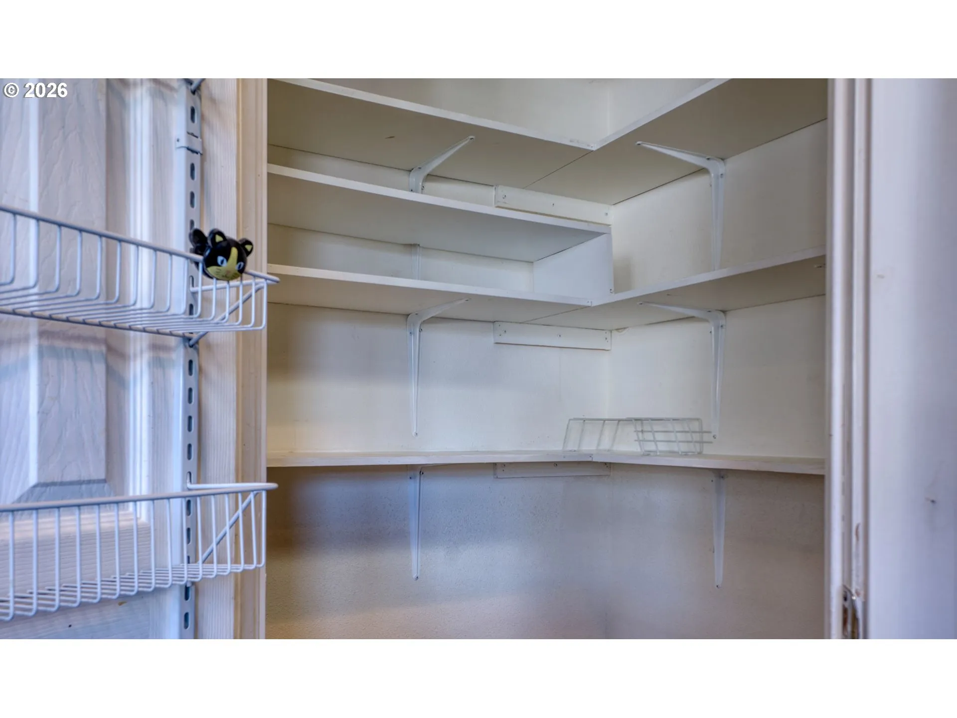 Pantry-Main