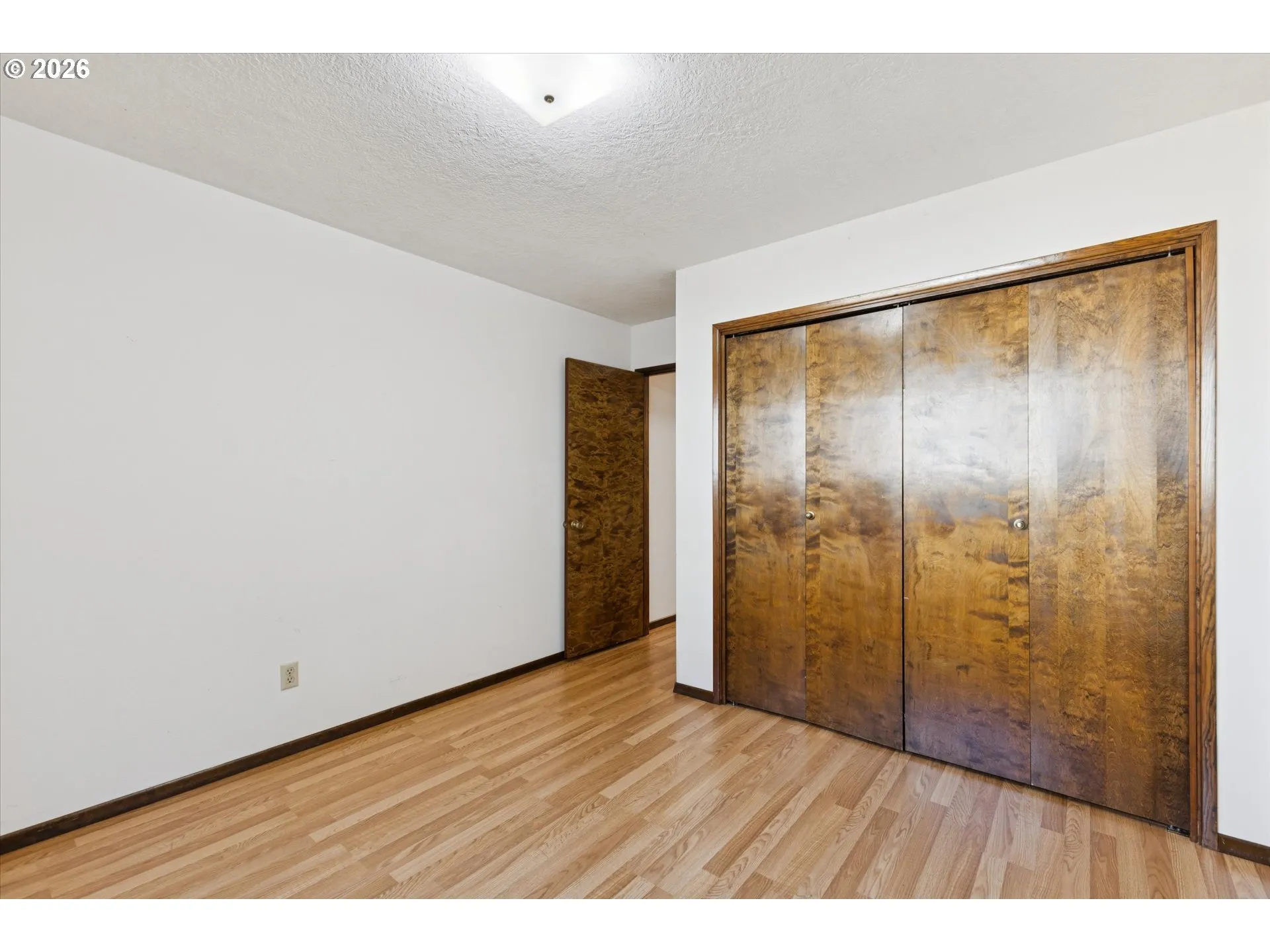 Bedroom-Main