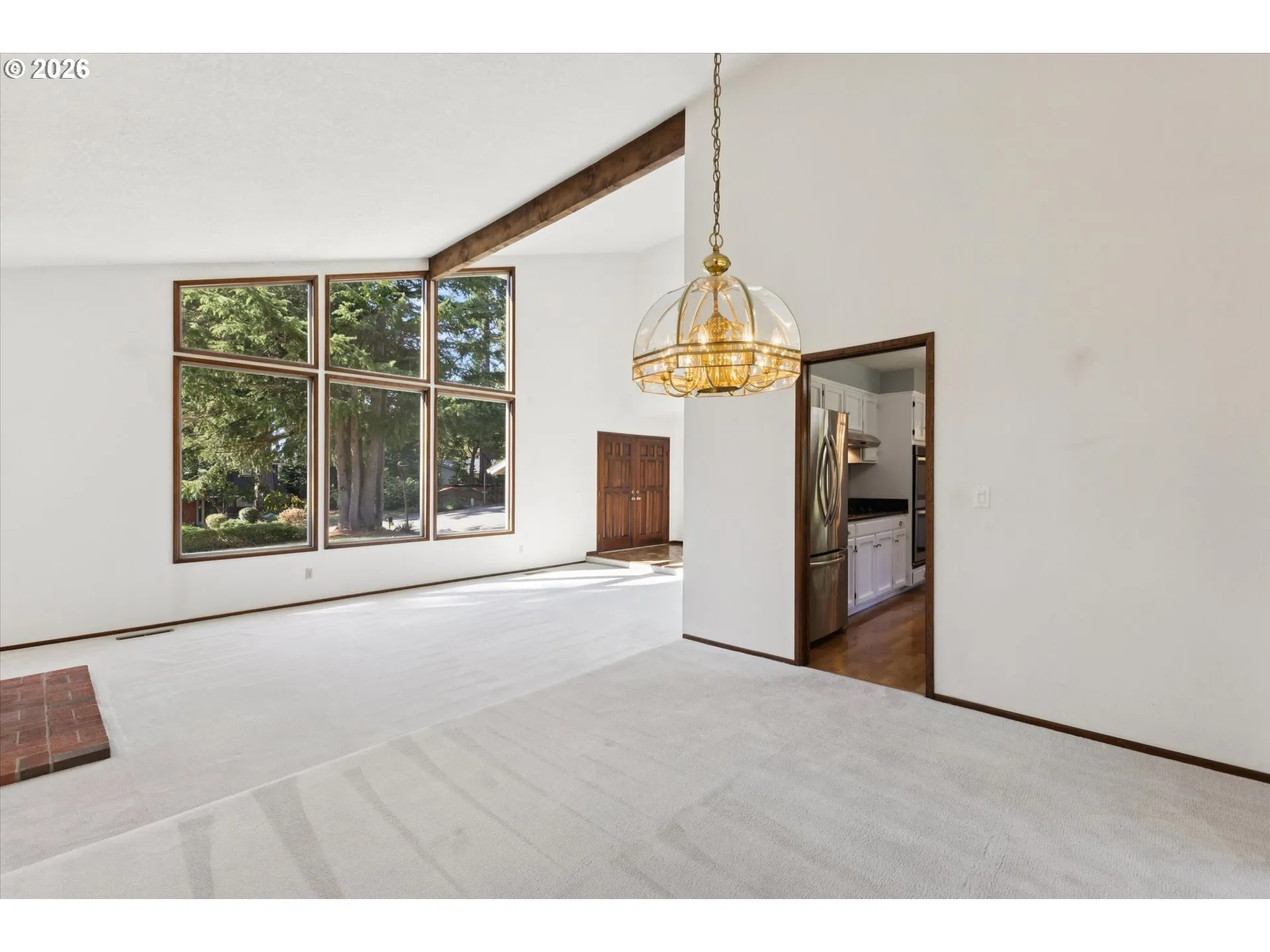 Dining Room-Vaulted Ceilings
