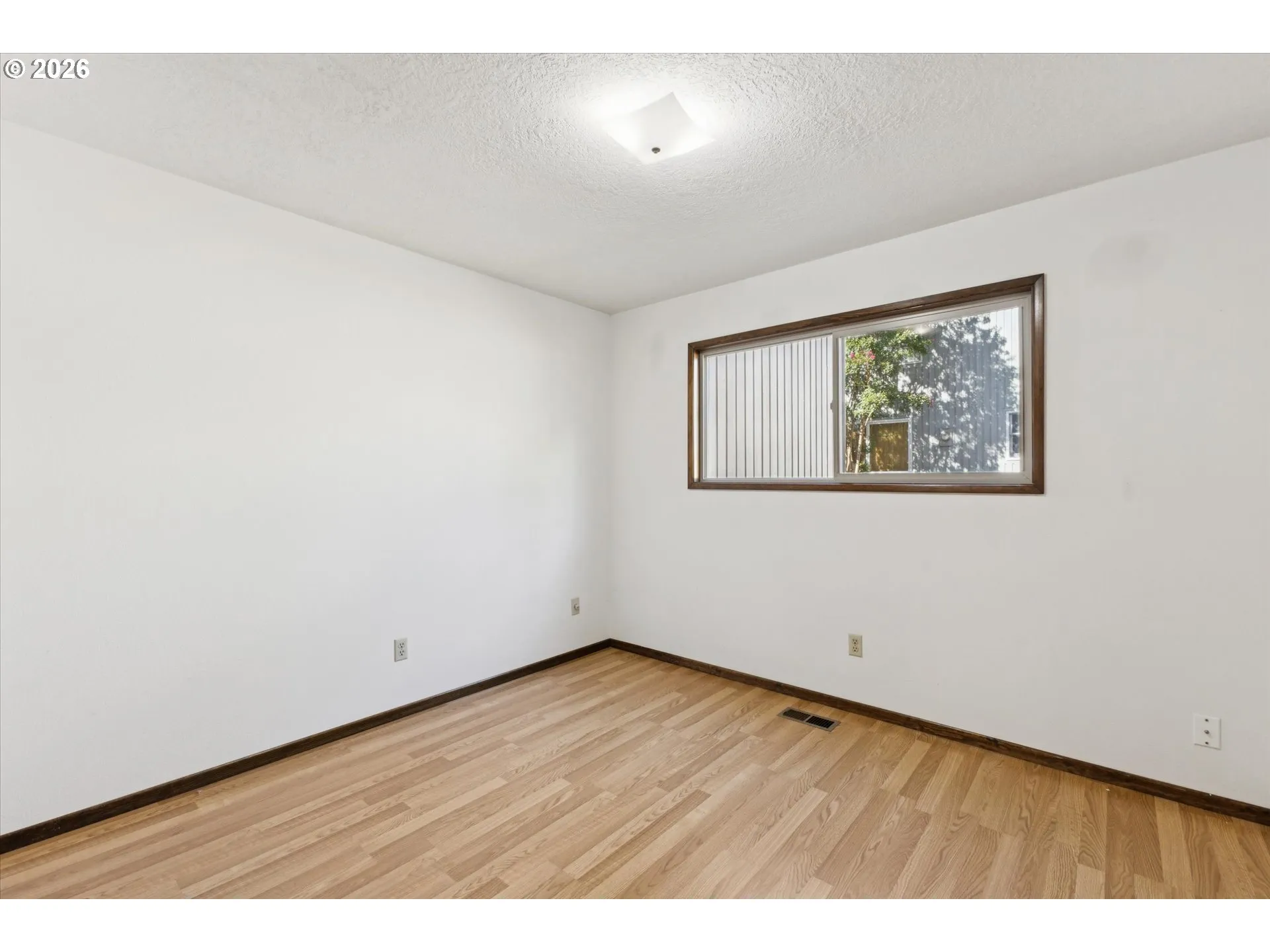 Bedroom-Main