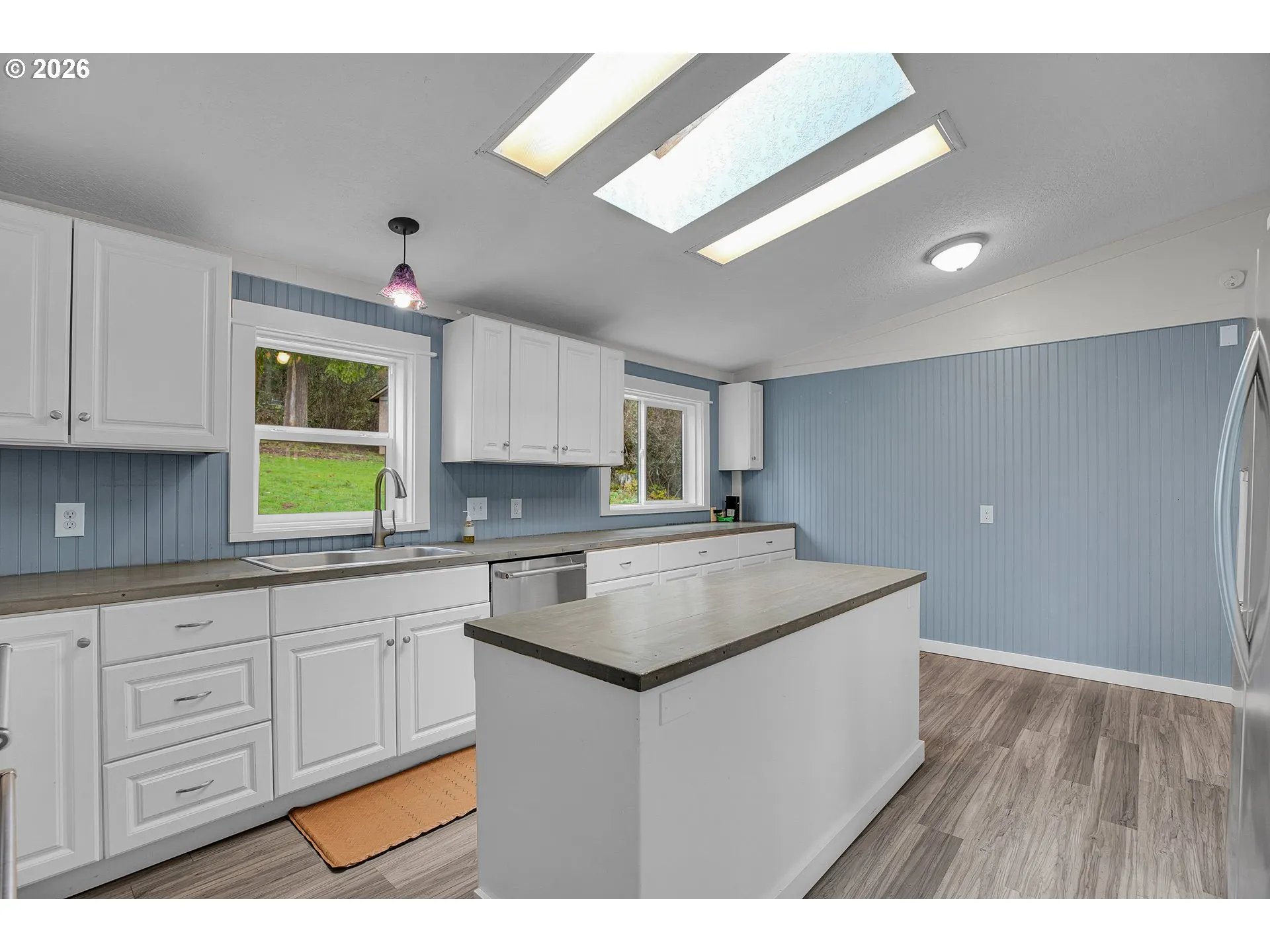 Kitchen-Island