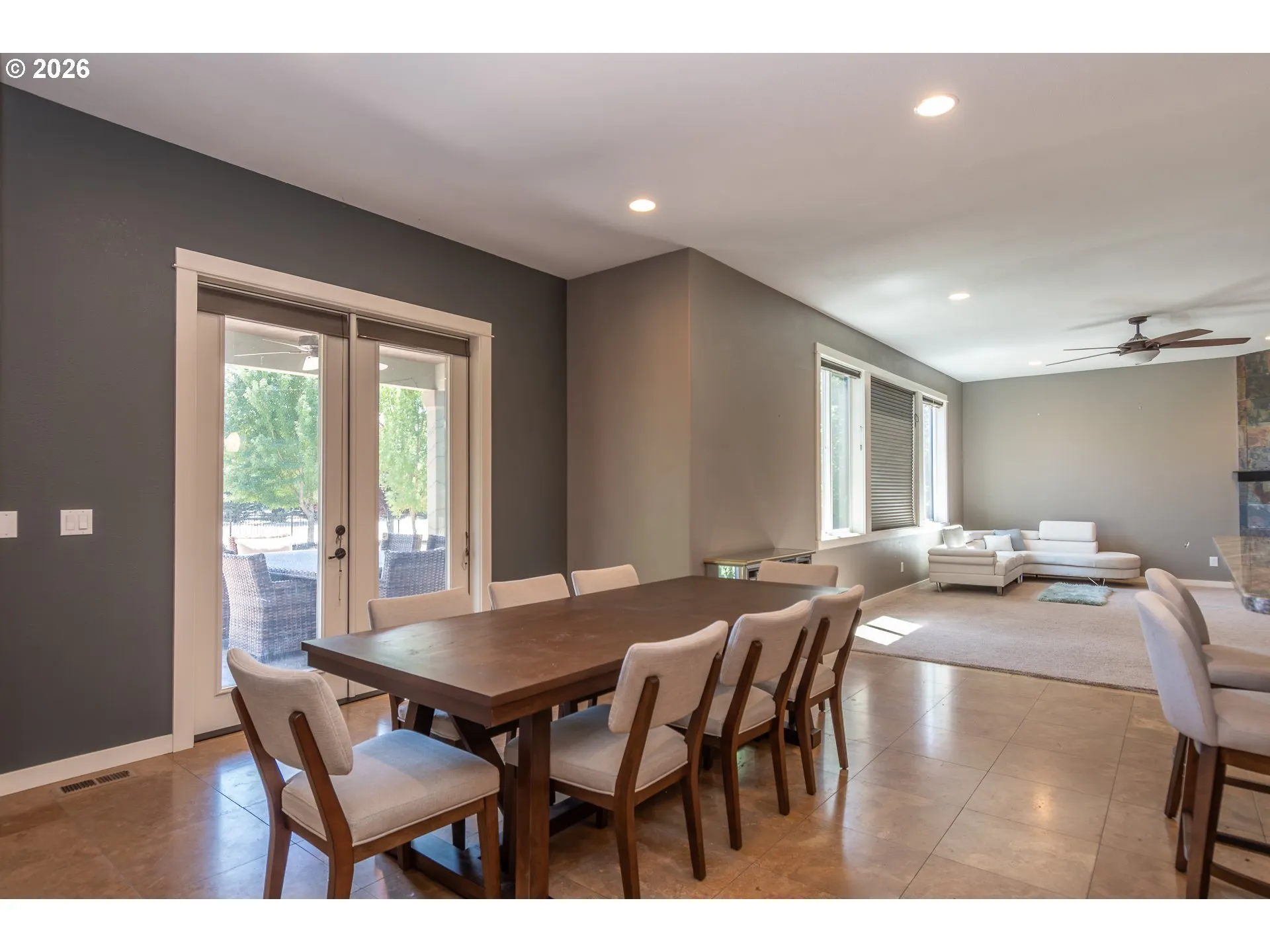 Living Room/Dining Room