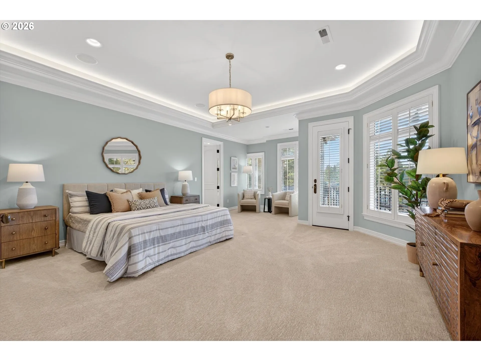 Bedroom, Owner's Suite-Upper