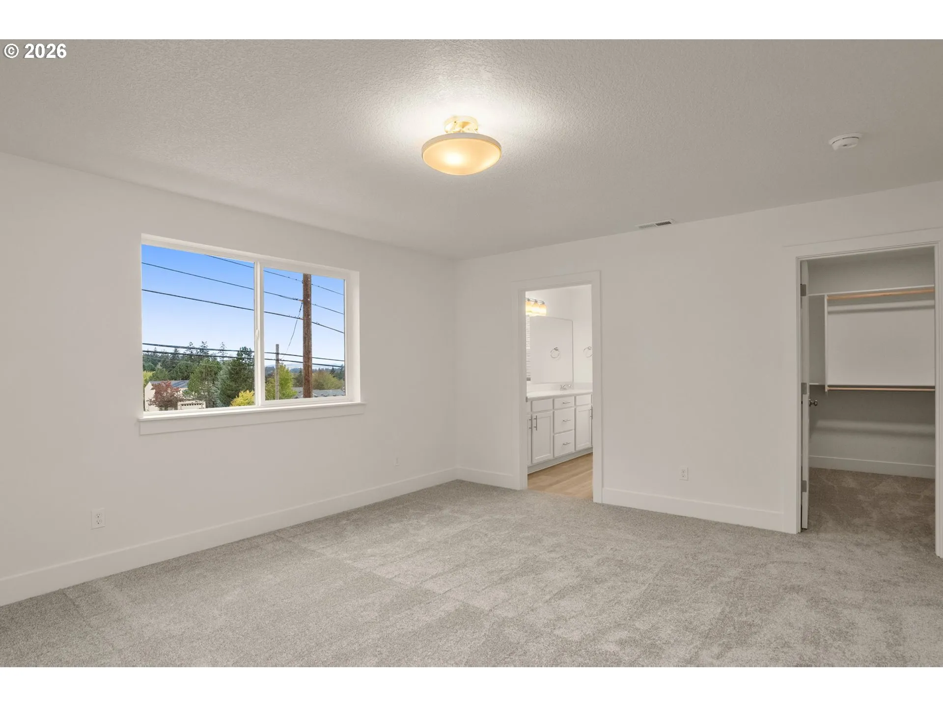 Bedroom, Primary