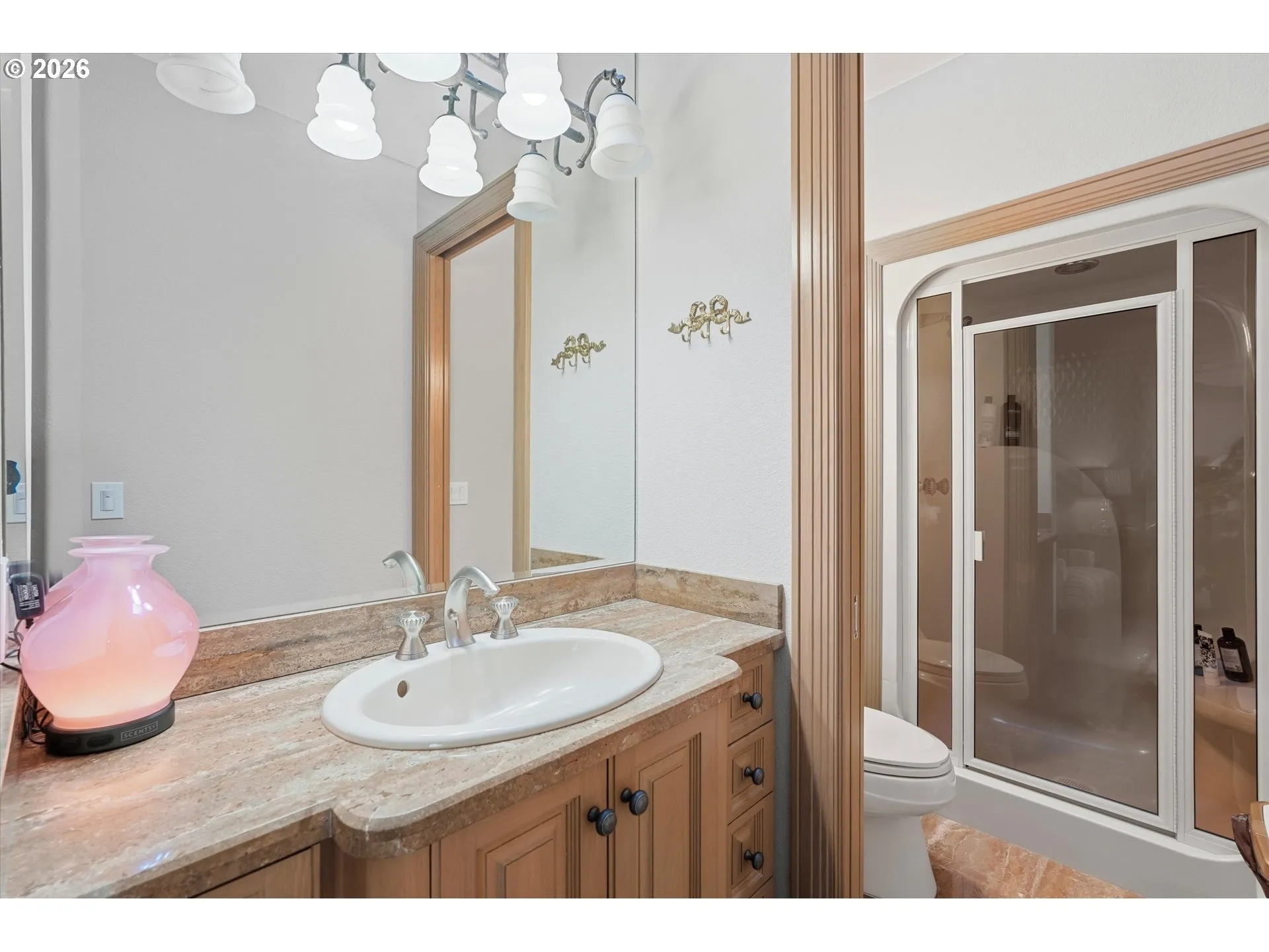 Bathroom, Attached-Upper