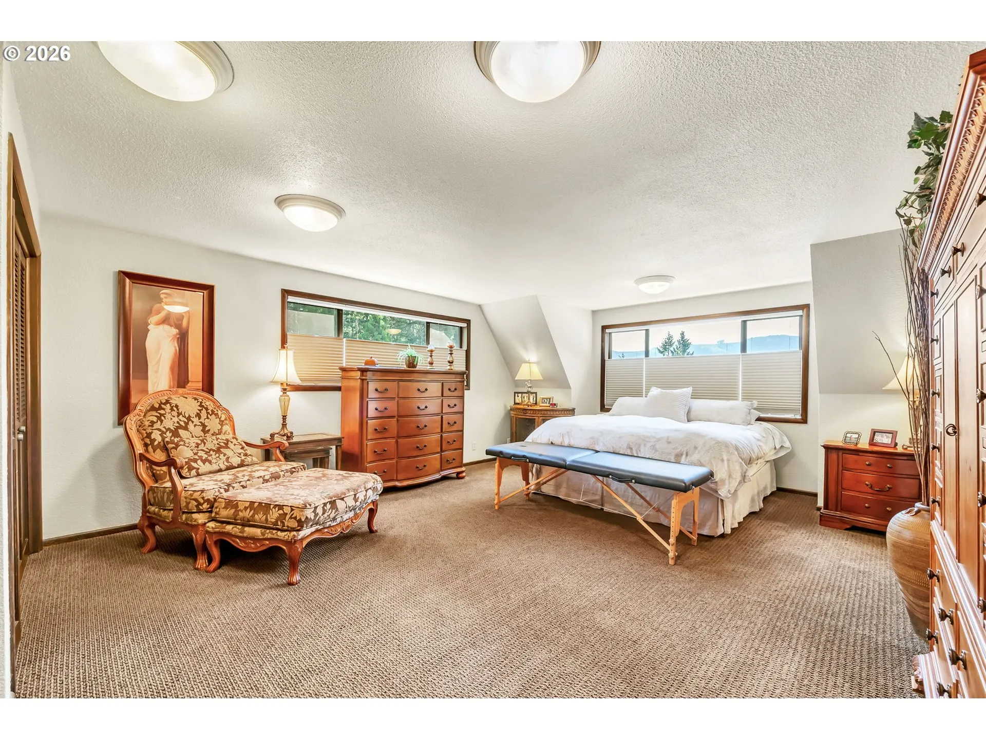 Bedroom, Owner's Suite-Main