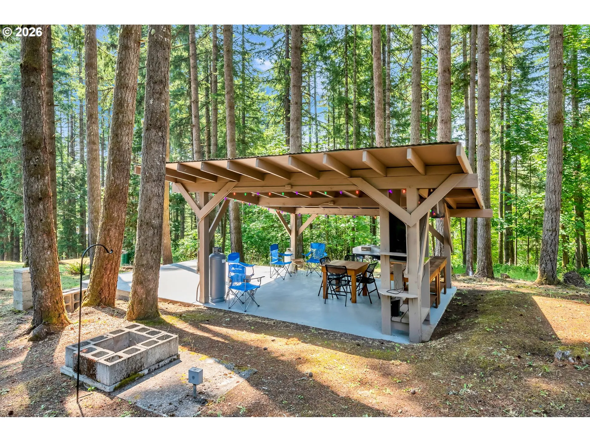 Kitchen/Outside