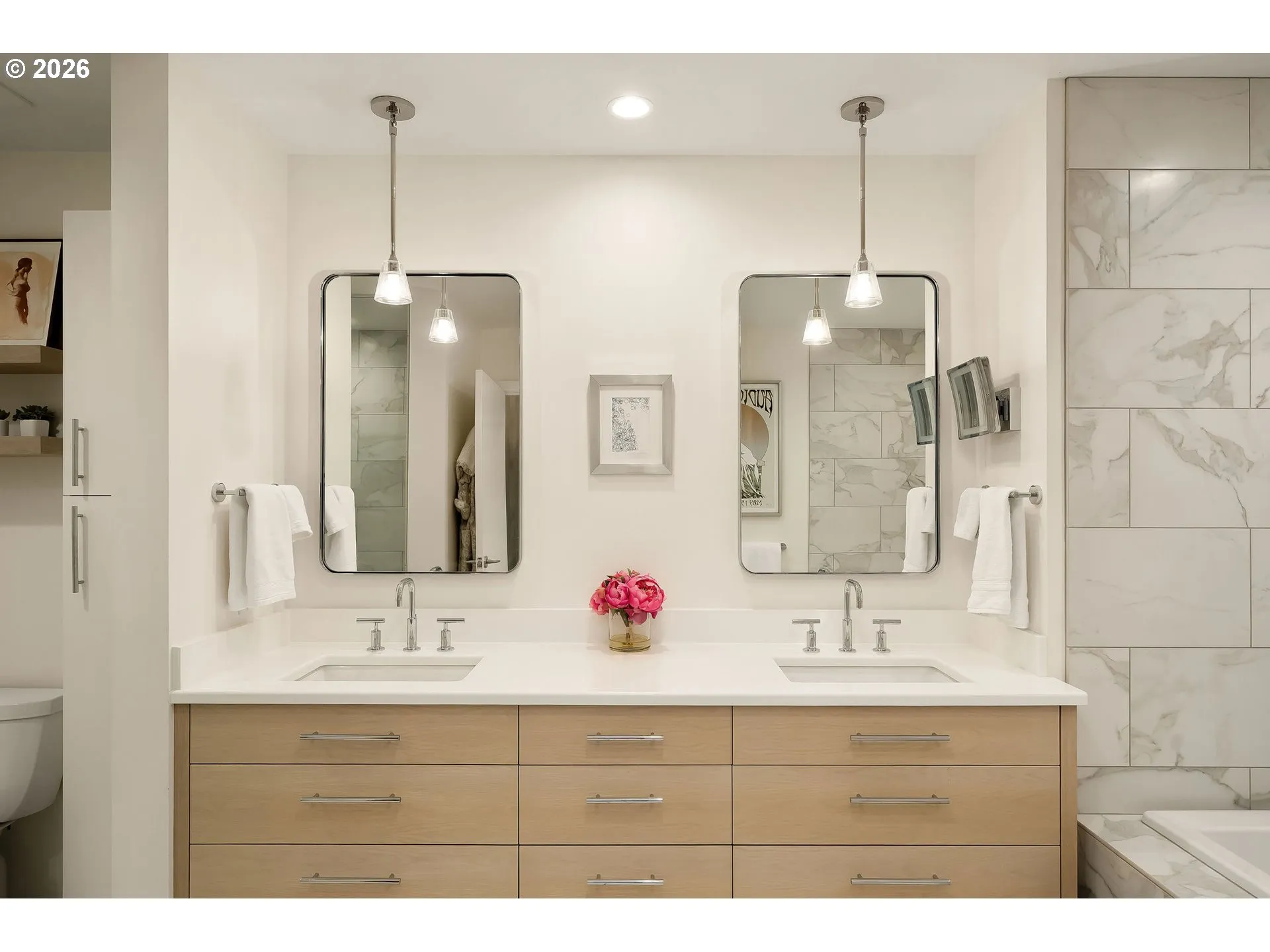 Bathroom, Attached