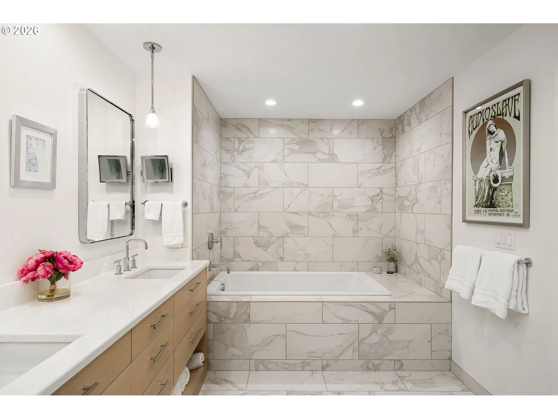 Bathroom, Attached