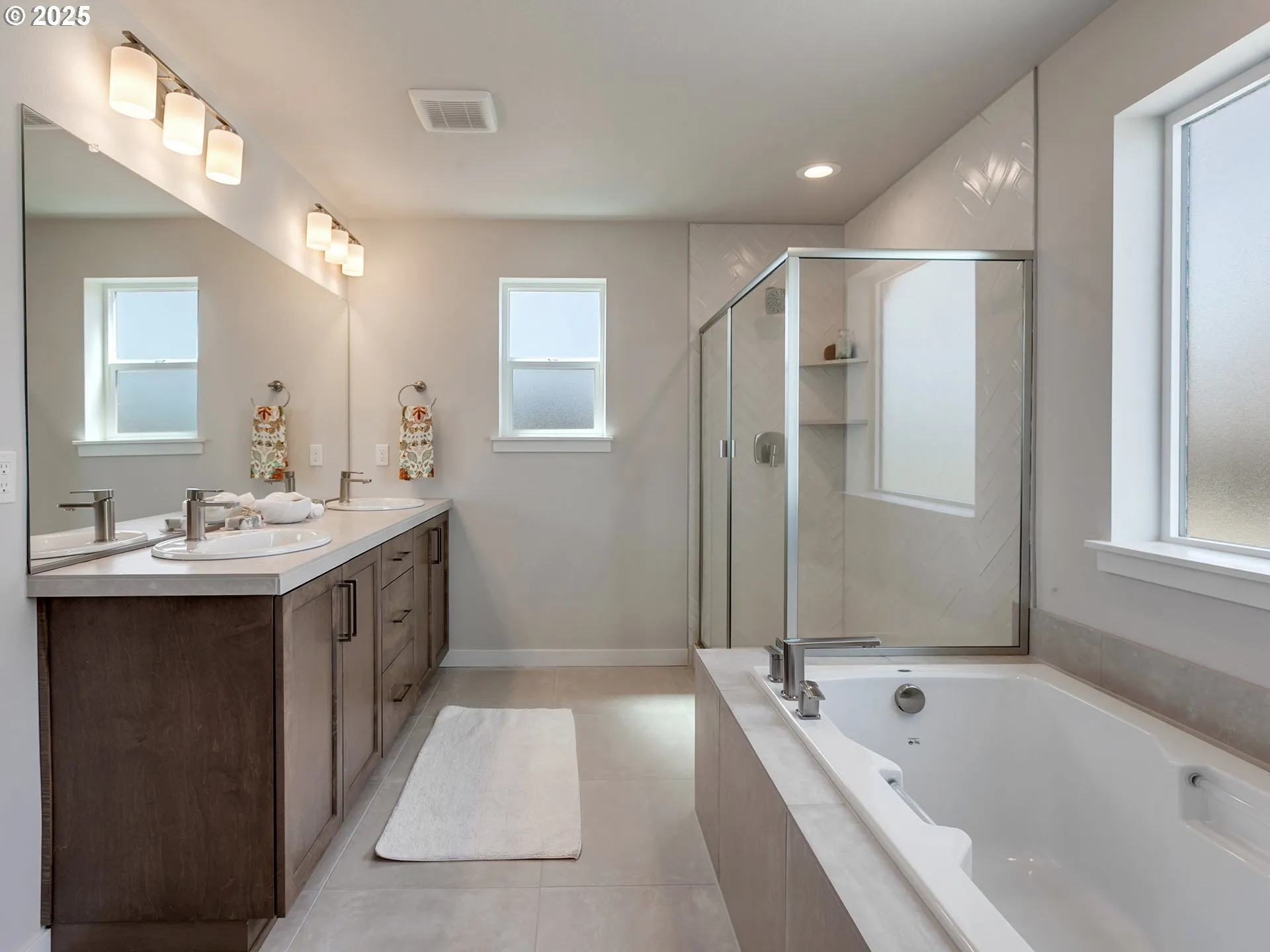 Primary Bedroom-Attached Bathroom