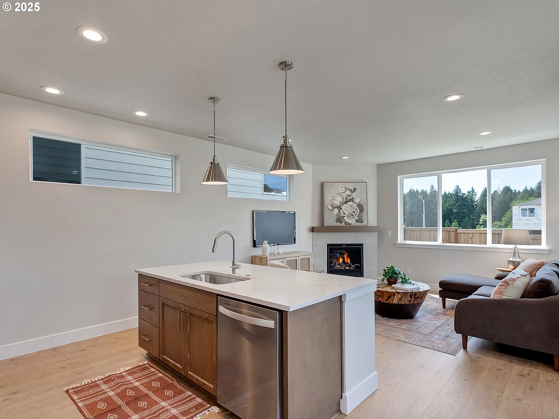Kitchen/Living Room