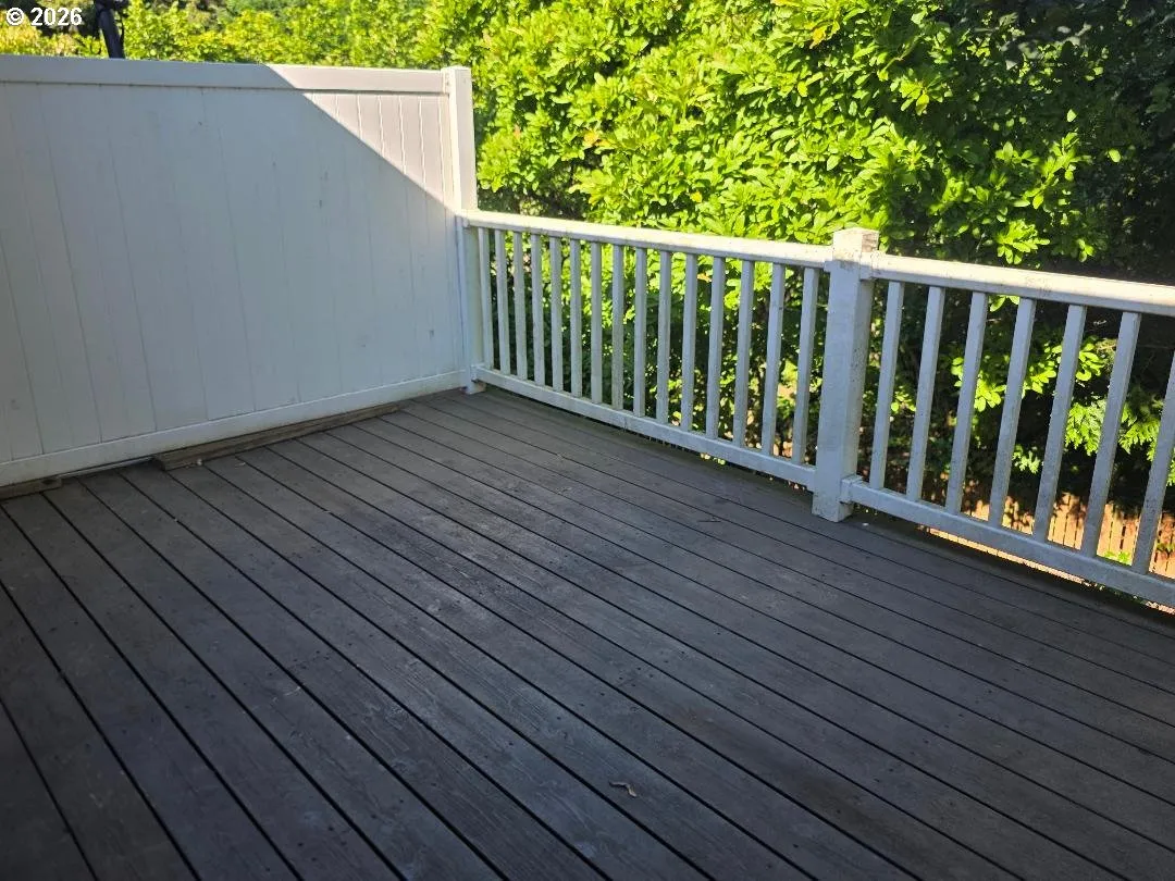 Deck-Upper