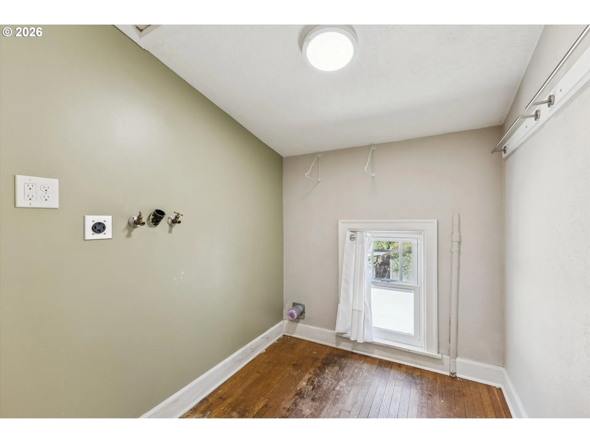 Laundry-Upper