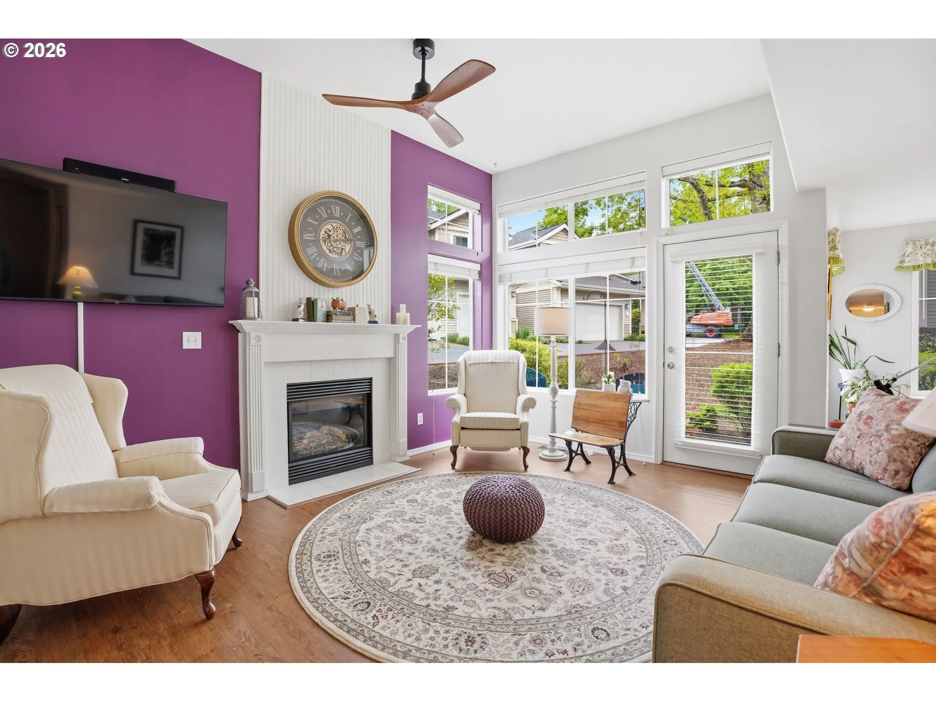 Living Room-Ceiling Fan