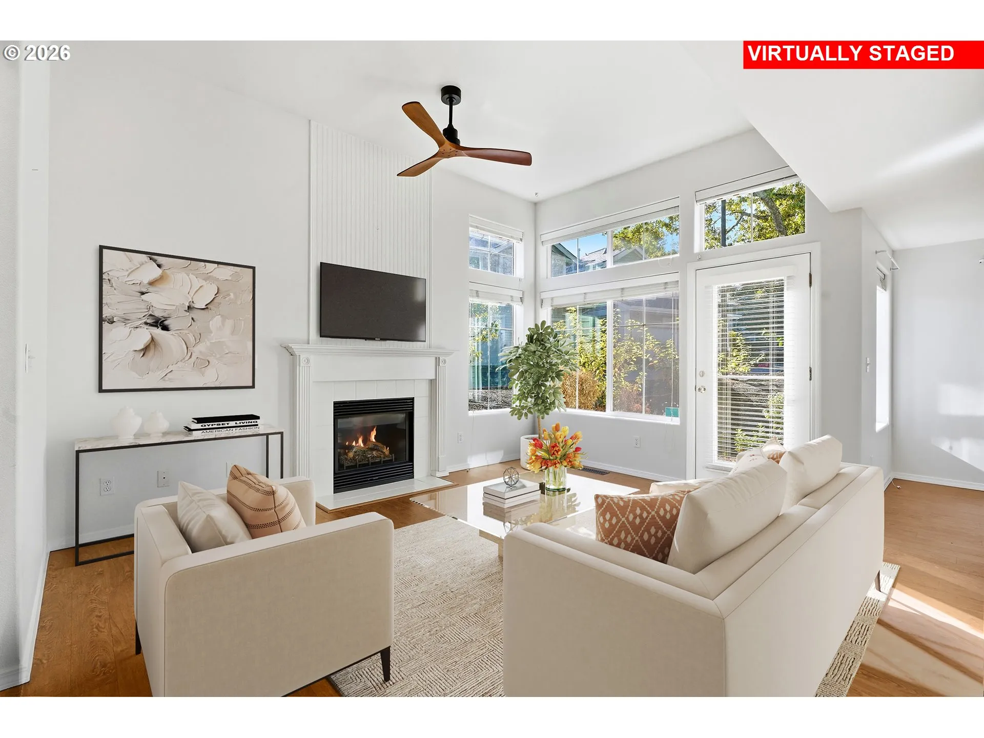 Living Room-Ceiling Fan