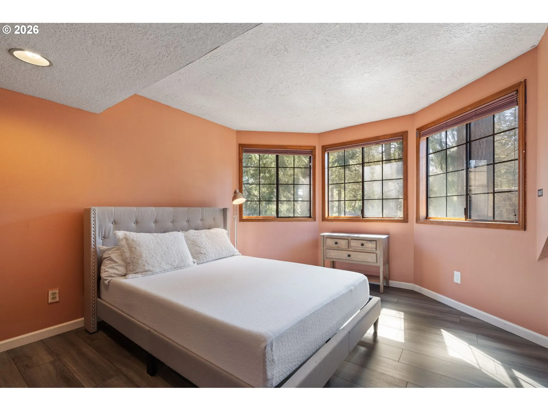 Bedroom-Upper