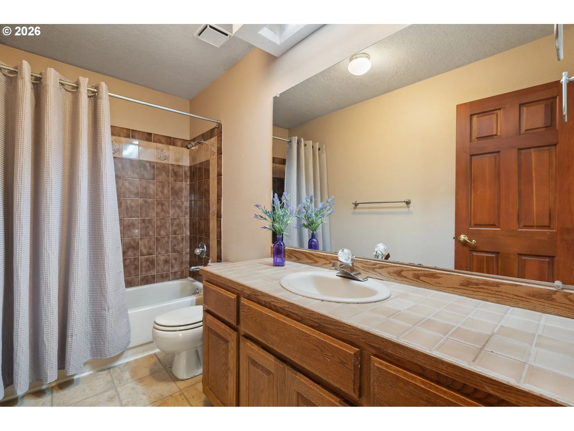 Bathroom-Upper