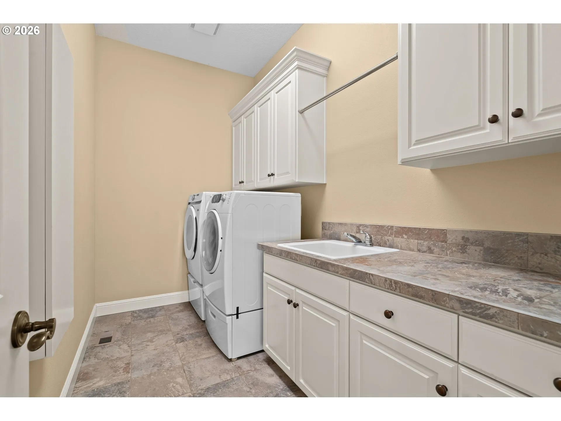 Laundry-Lower