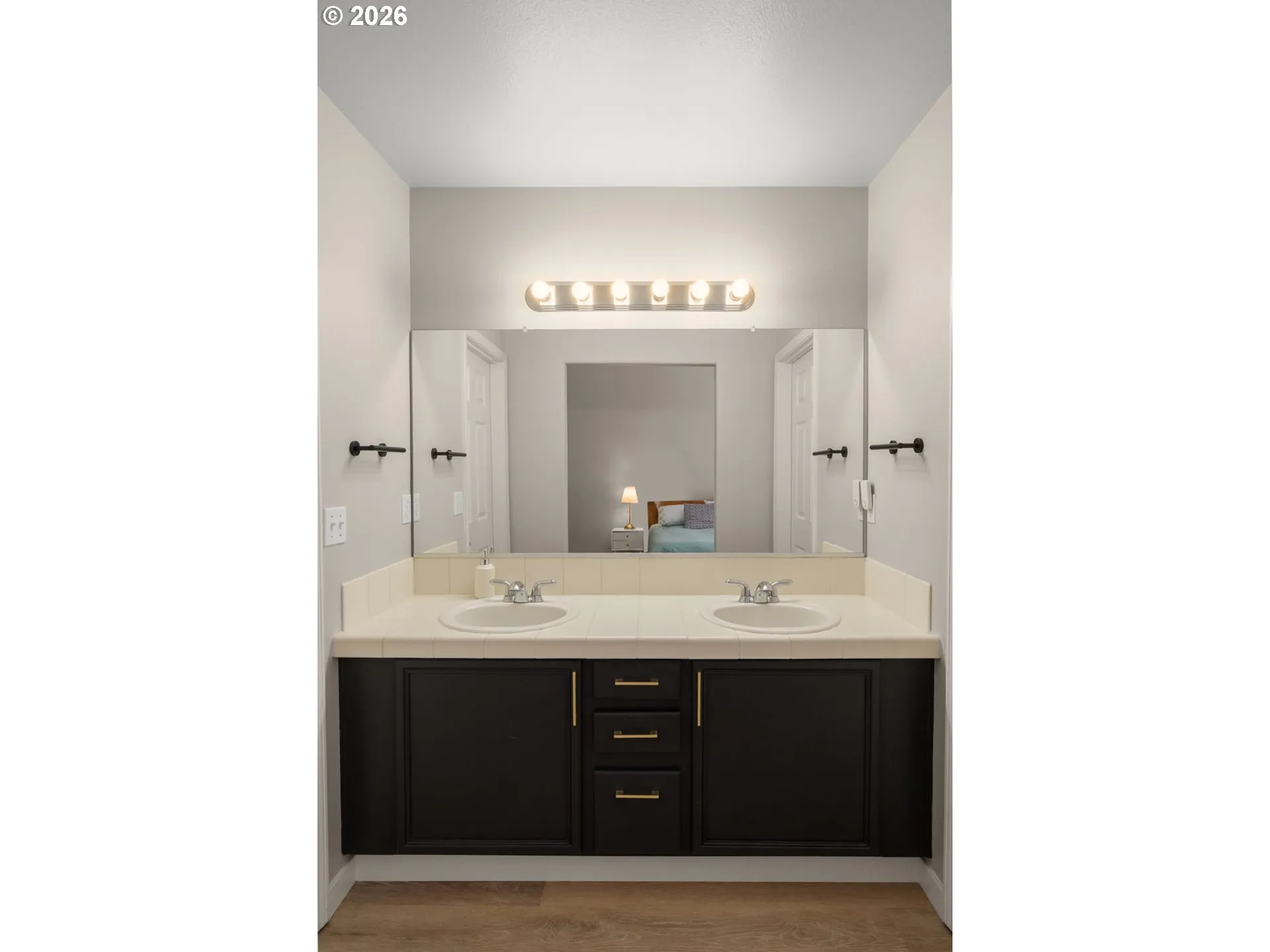 Primary Bedroom-Attached Bathroom