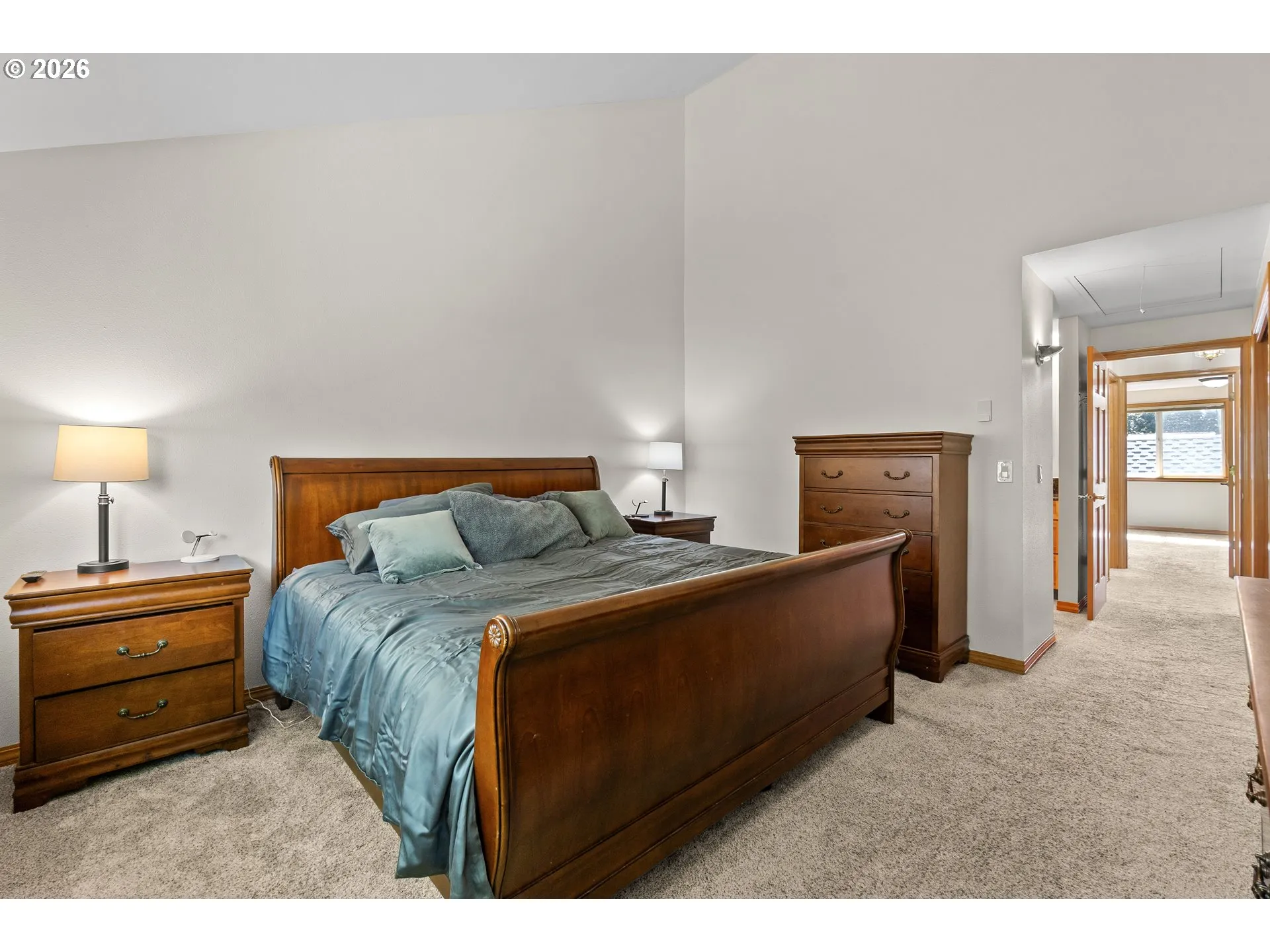 Bedroom, Primary