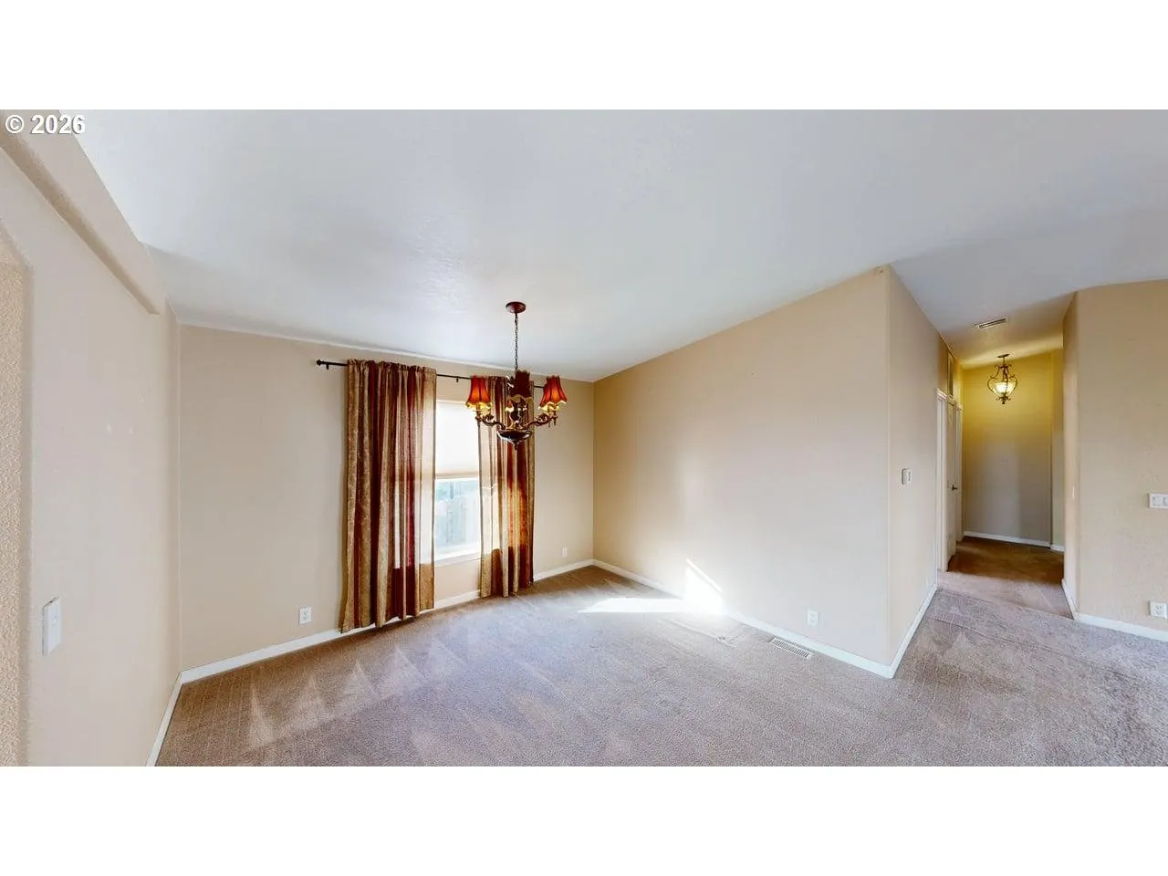 Dining Room-Vaulted Ceilings