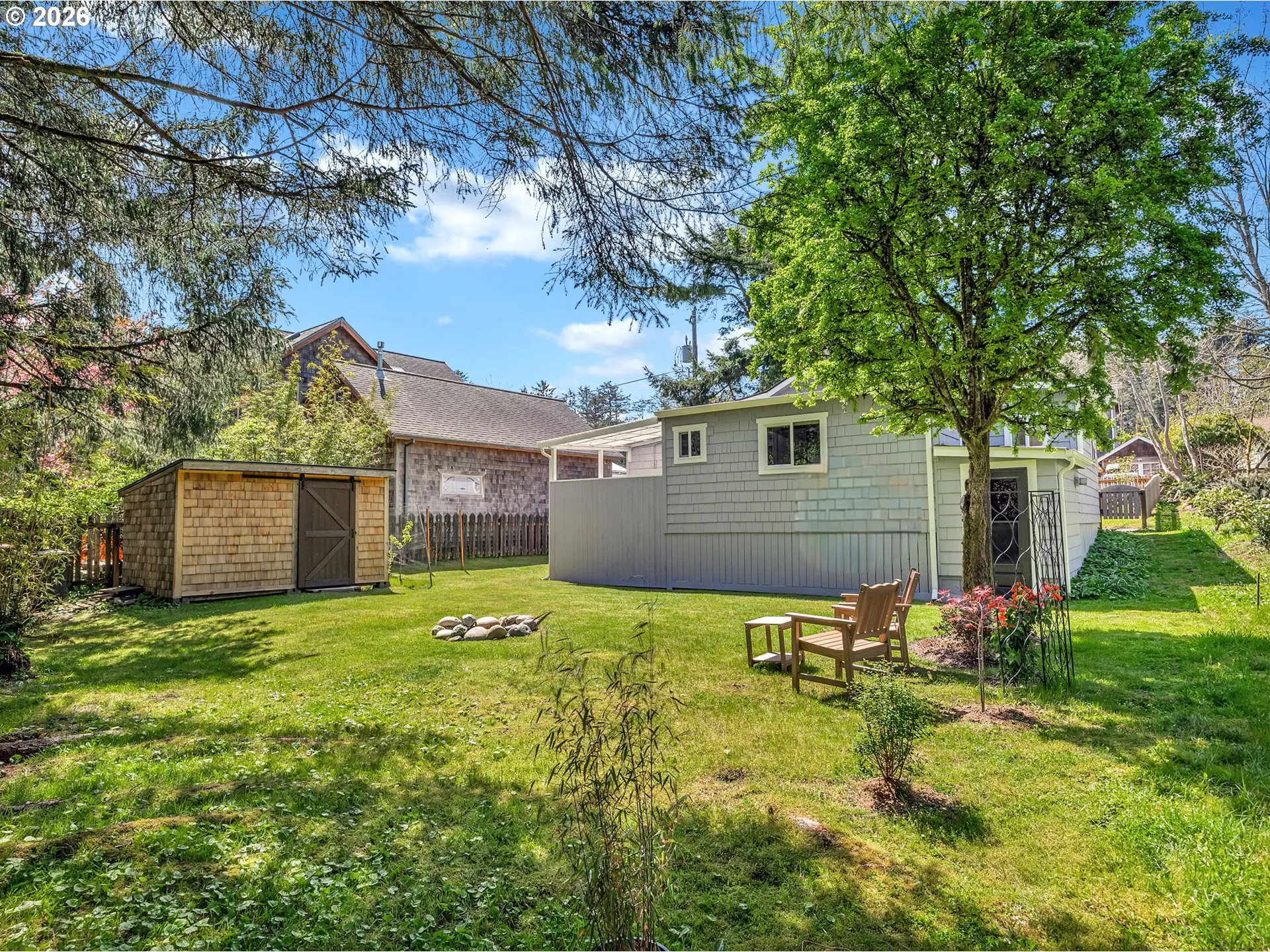 Yard-Back