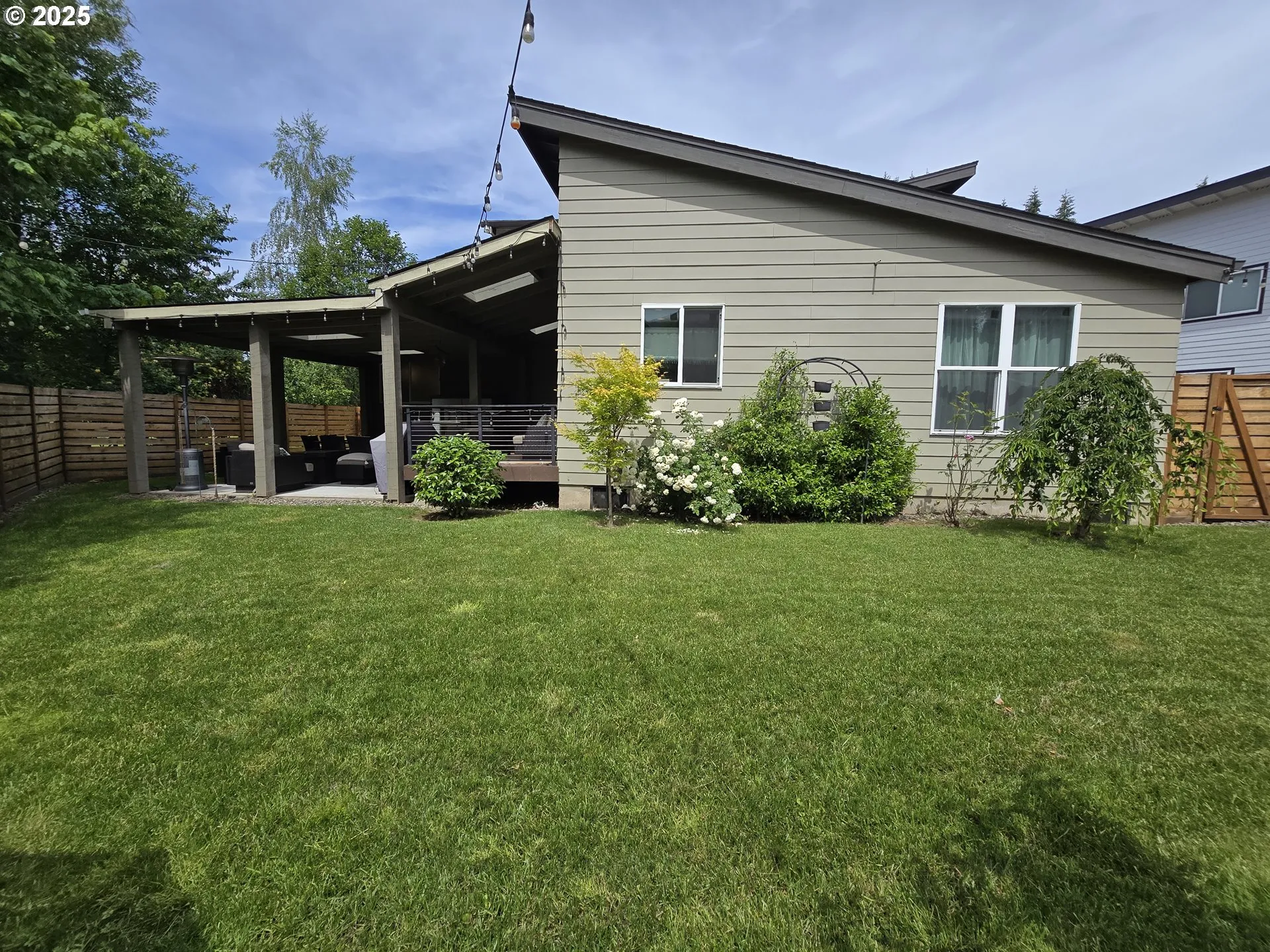 Yard-Back