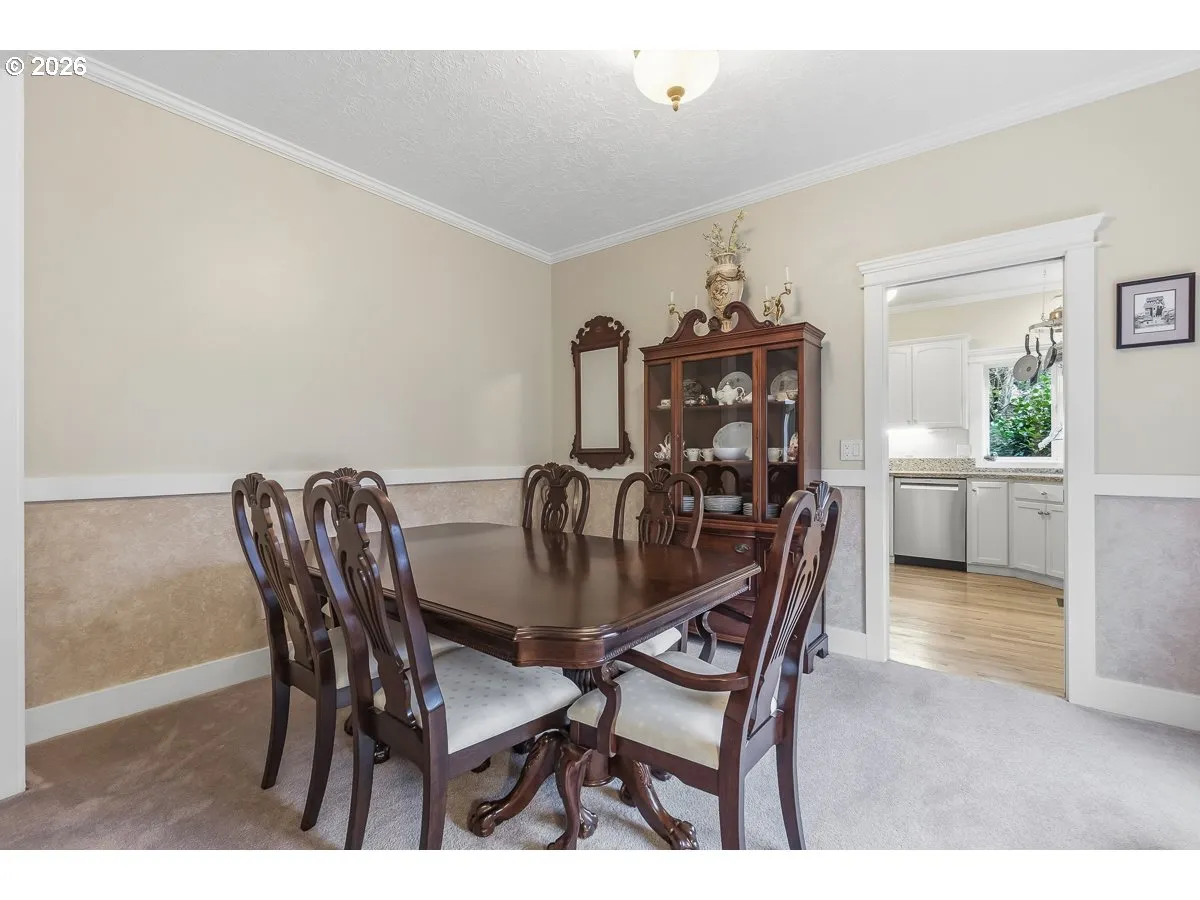 Dining Room-Formal