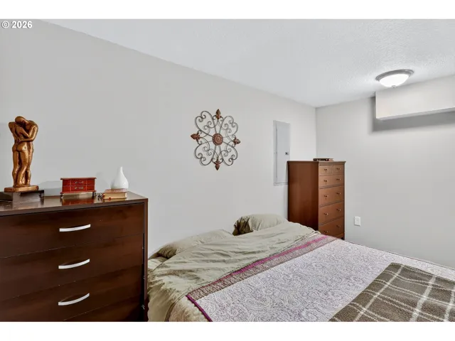 Bedroom, Primary-Lower
