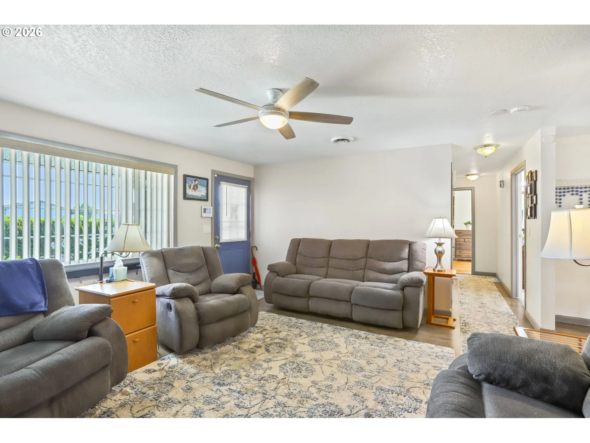 Living Room-Ceiling Fan