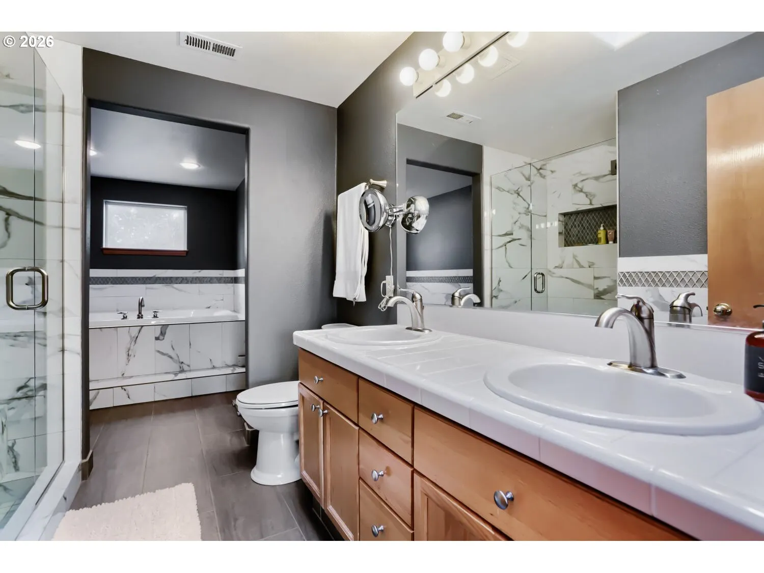 Bathroom, Attached-Walk in Shower