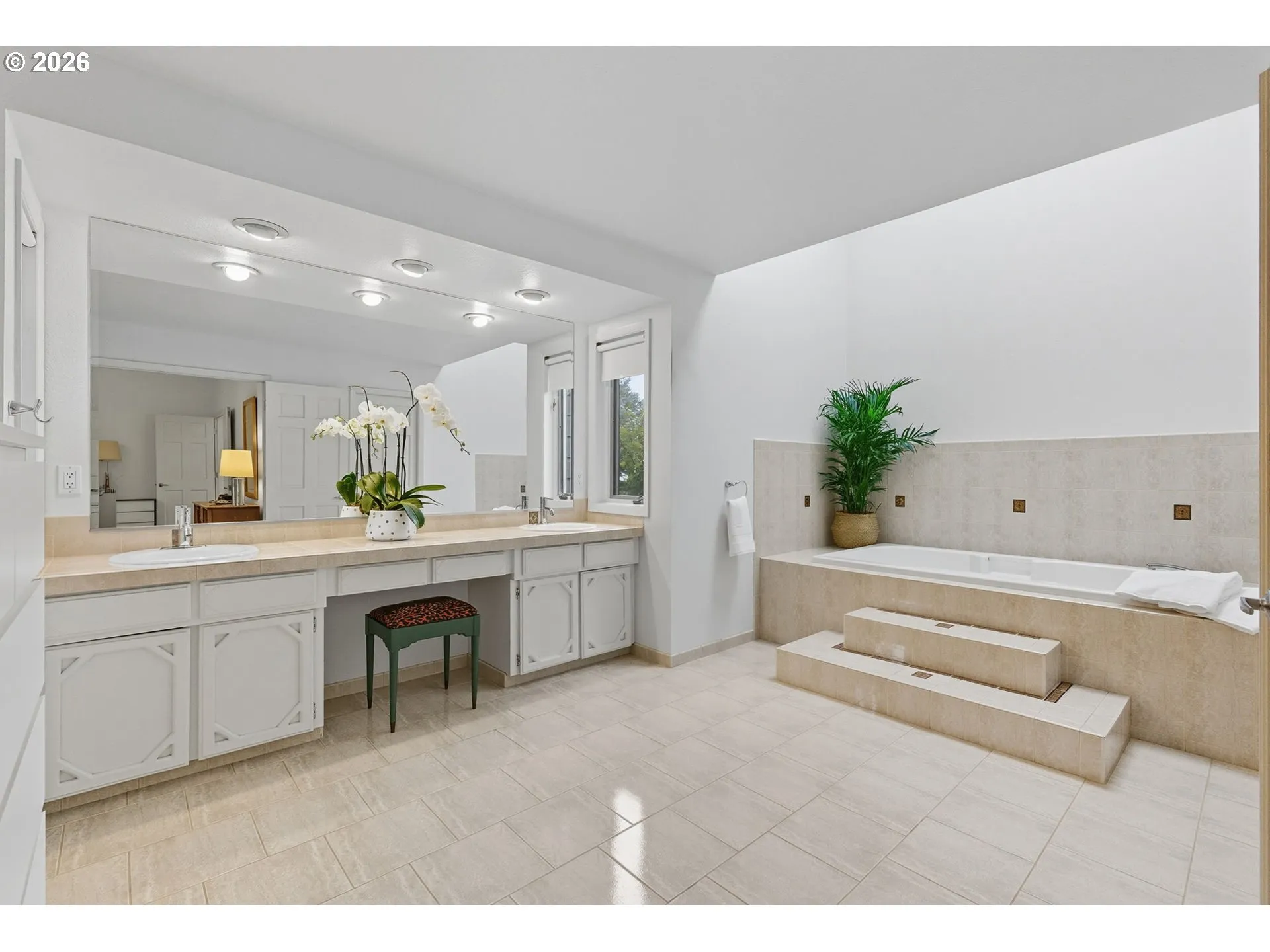 Owner's Suite Bathroom