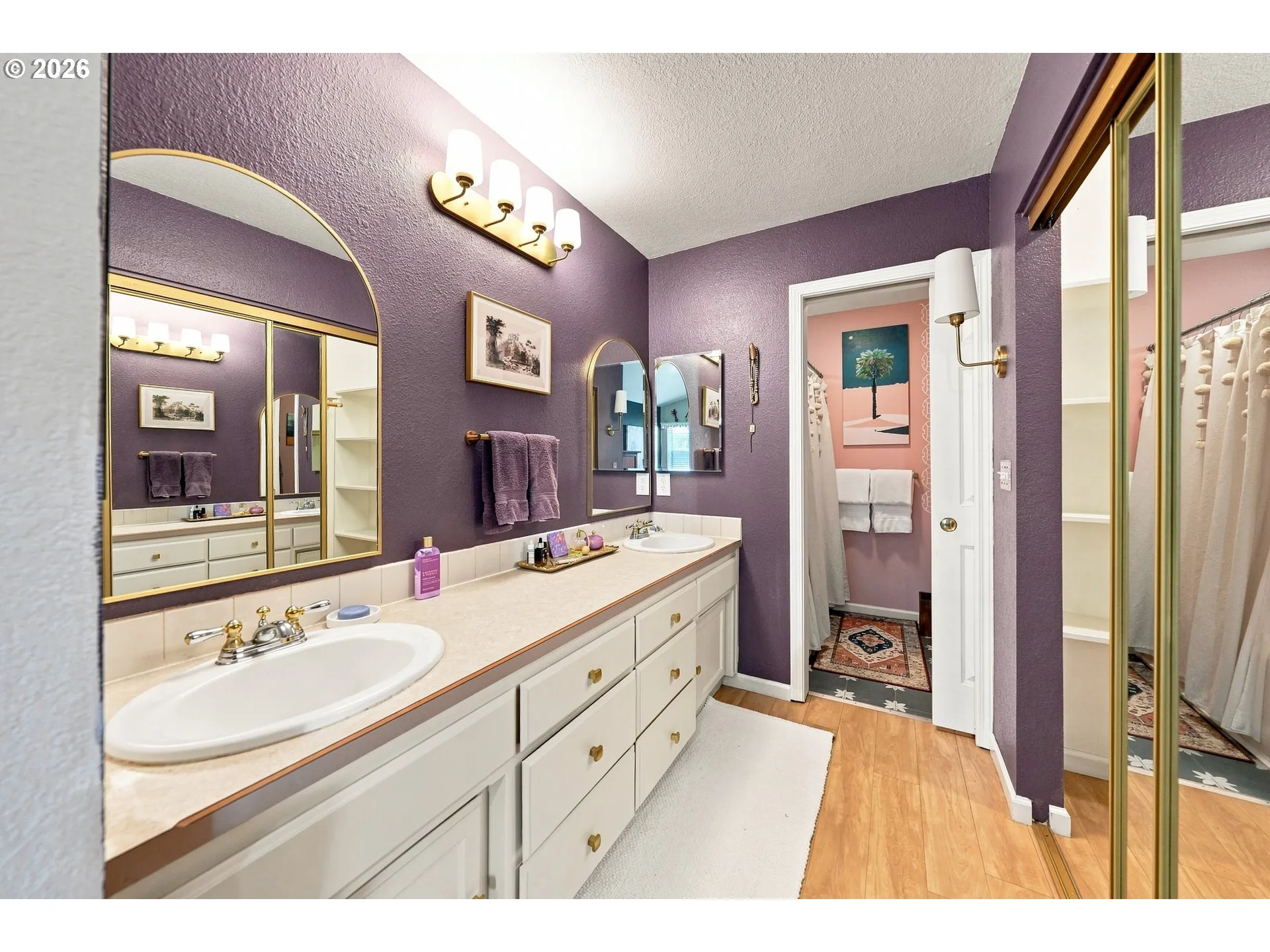 Primary Bedroom-Attached Bathroom