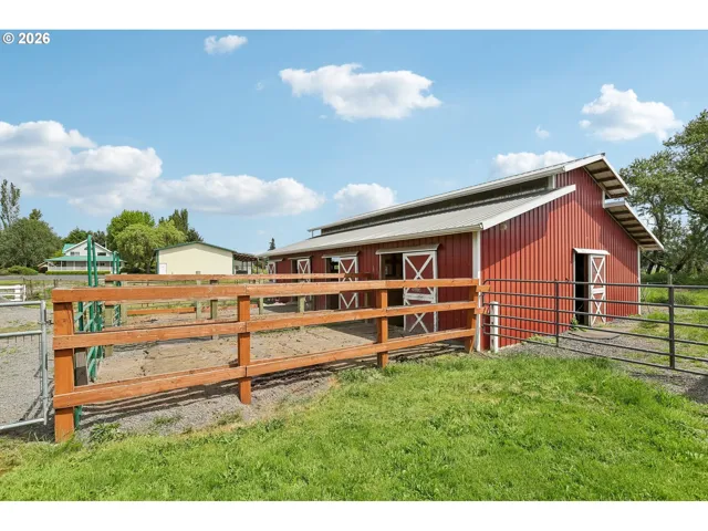 Barn