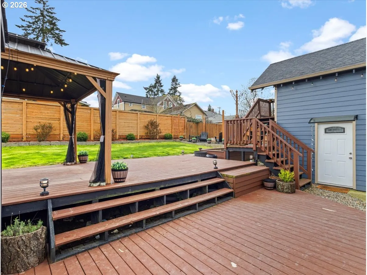 Deck