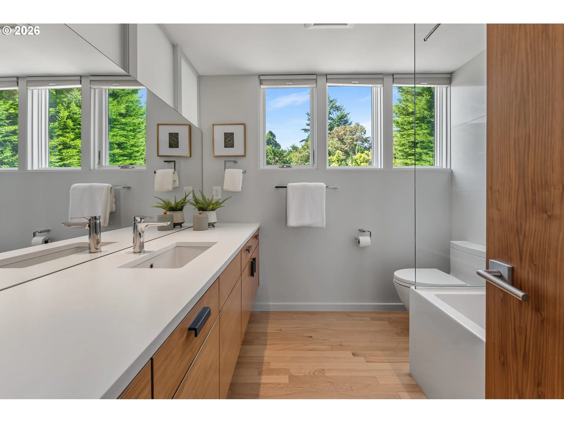 Bathroom-Upper