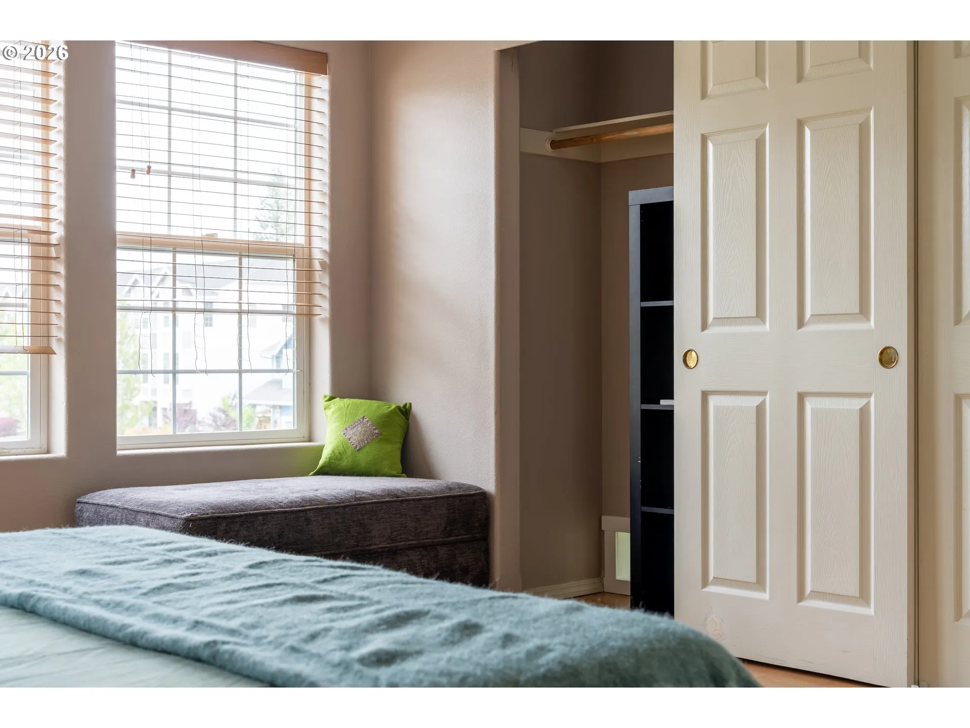 Bedroom, Primary