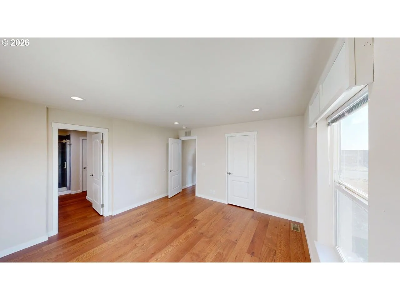 Bedroom, Primary