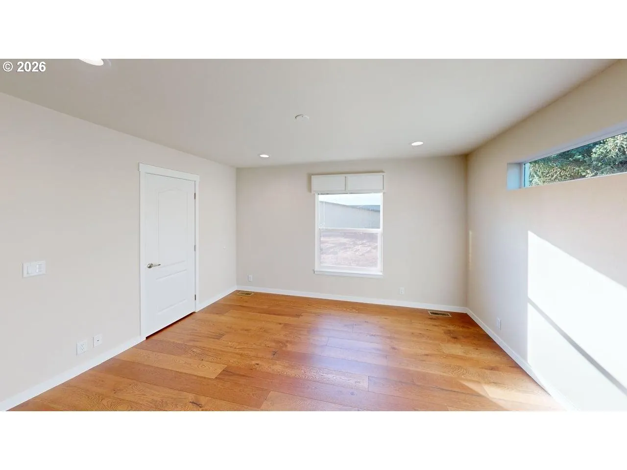 Bedroom, Primary