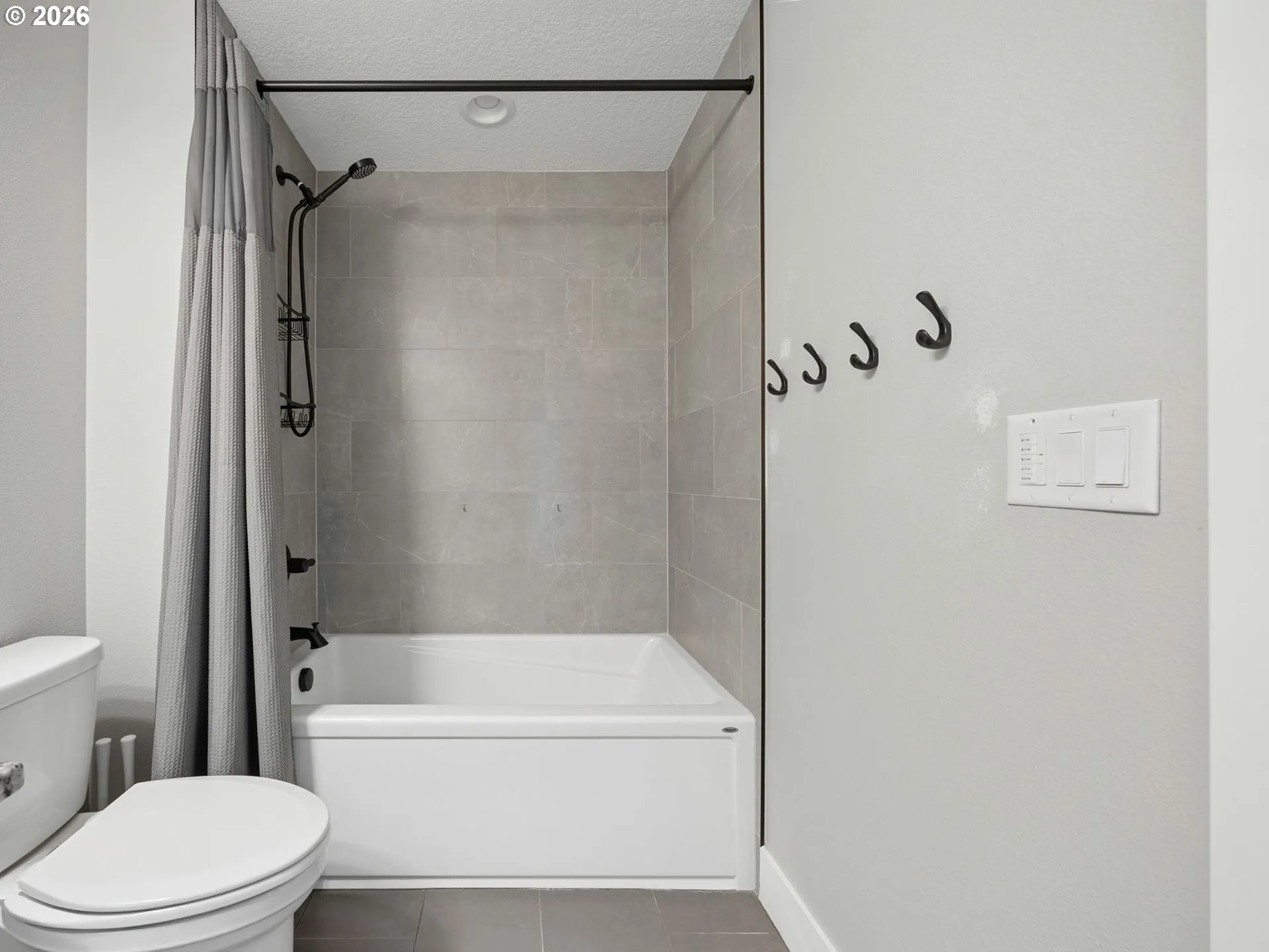 Bathroom-Upper