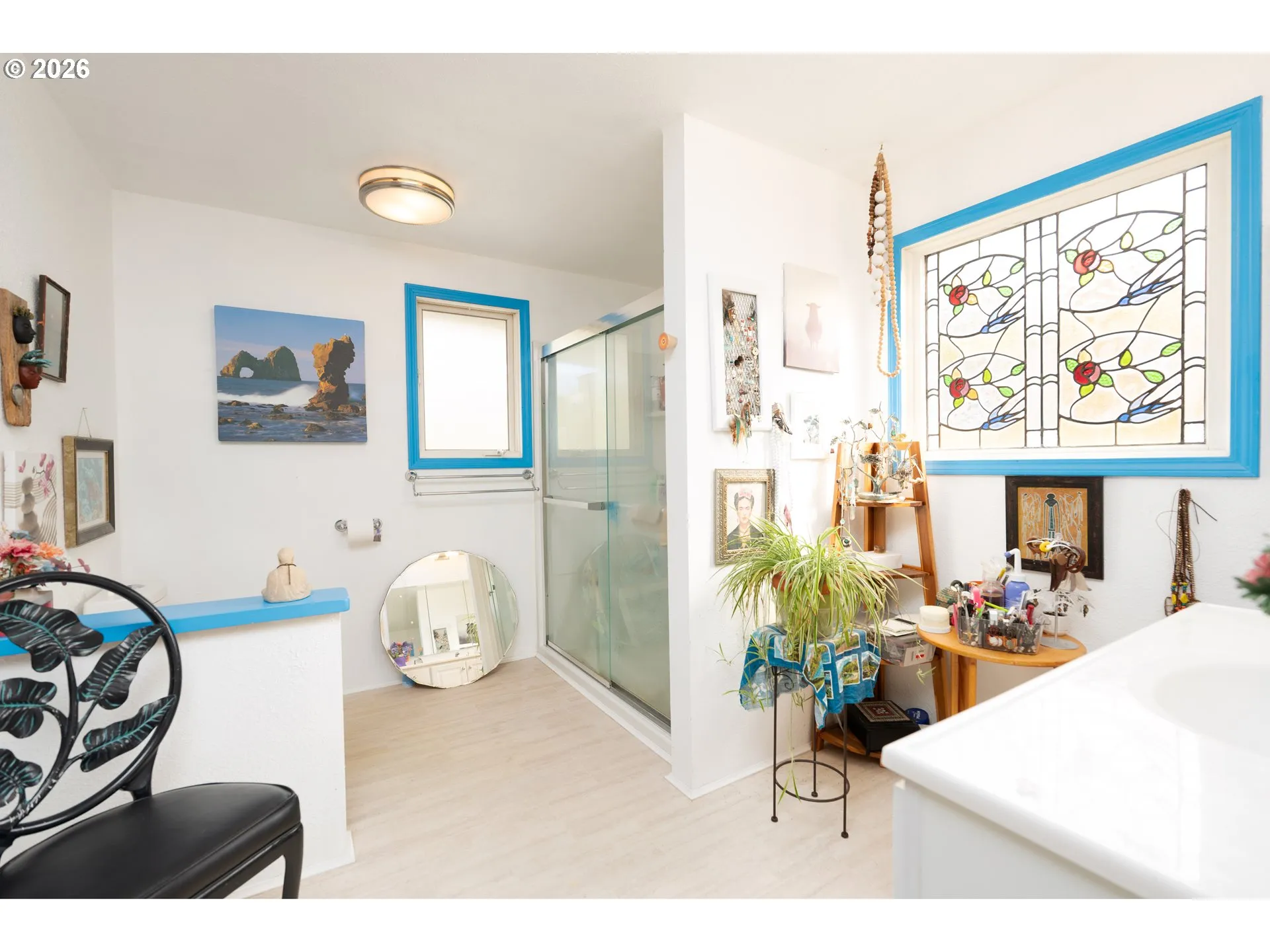 Bathroom, Attached